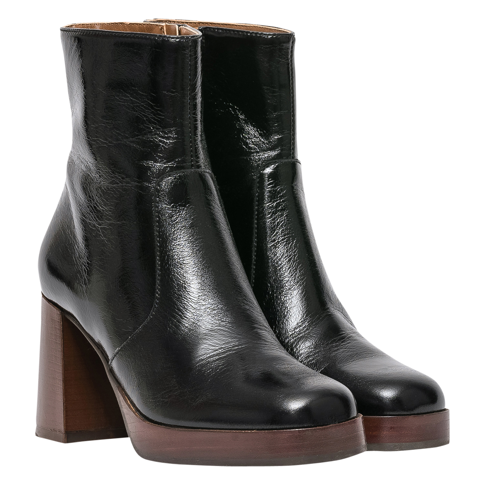 - 100% leather, - Round toes, - Inner zip fastening, - Heel height: 9 cm. BOCAGE Black