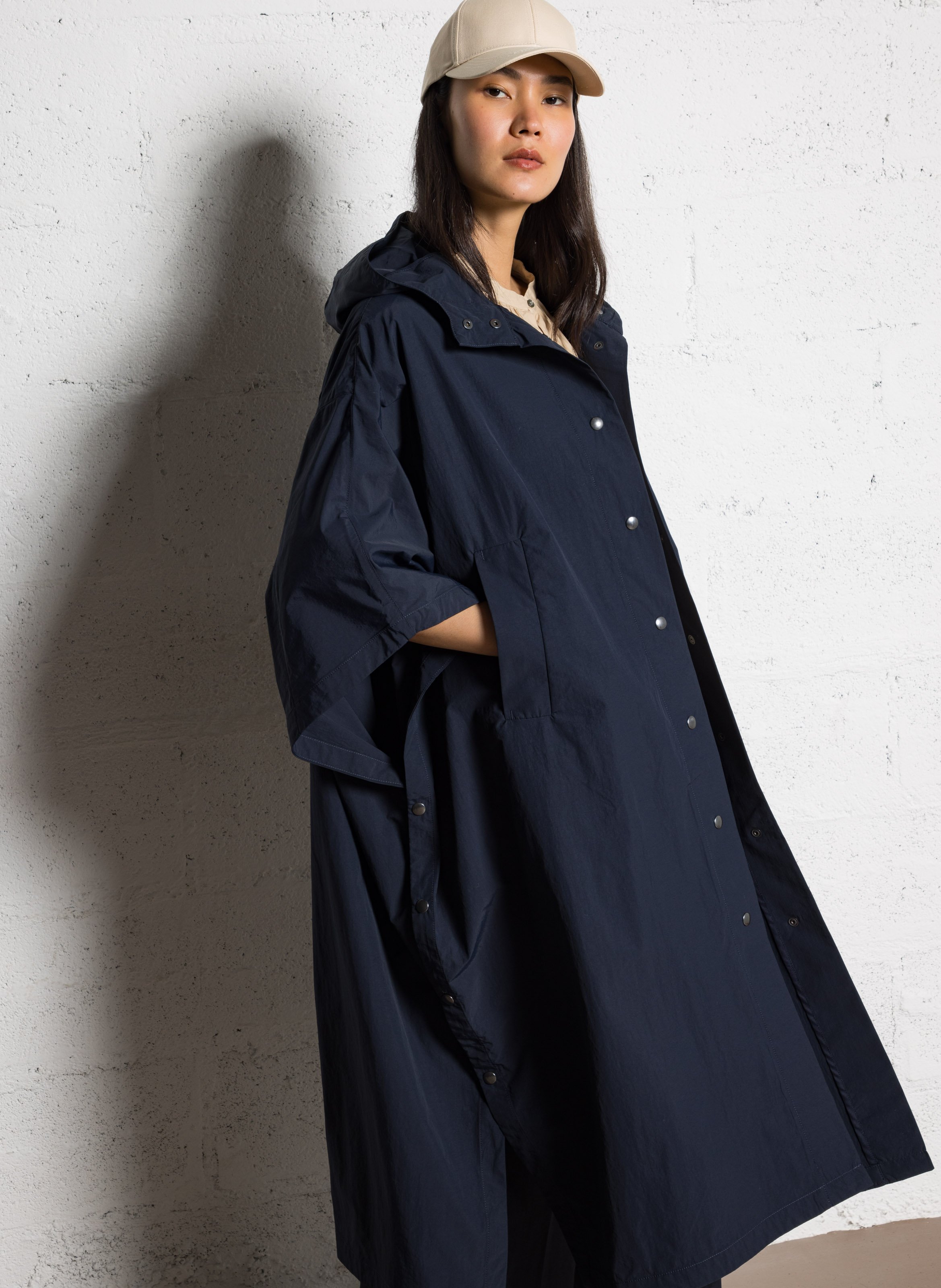 Cape imperméable ample BELLEPIECE Bleu