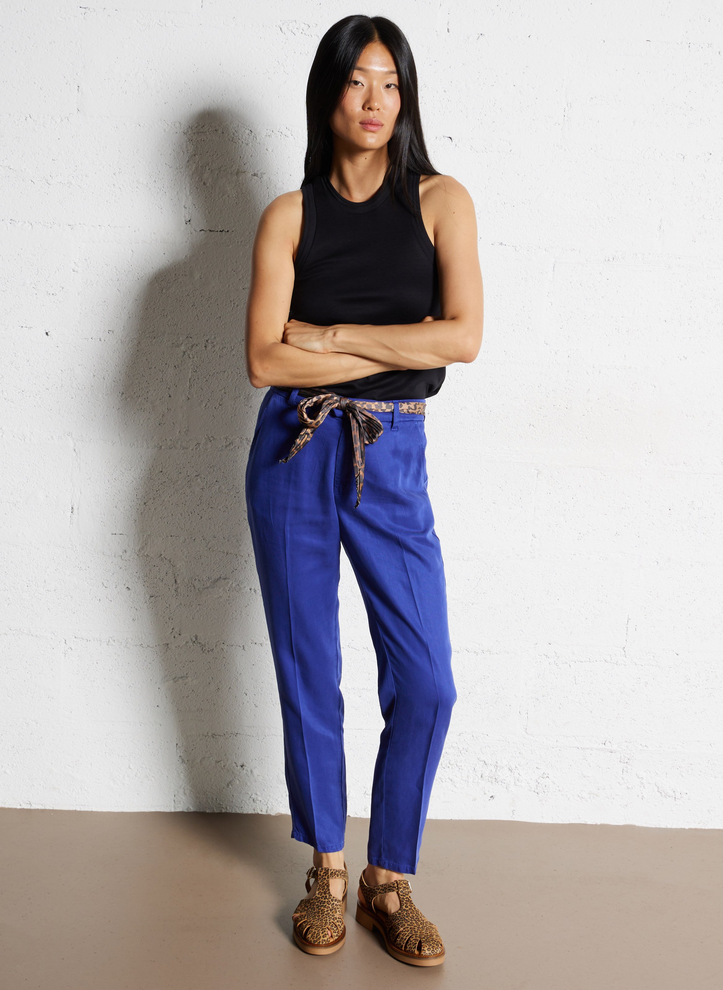 Flache Sandalen aus bedrucktem Veloursleder BOCAGE Mehrfarbig