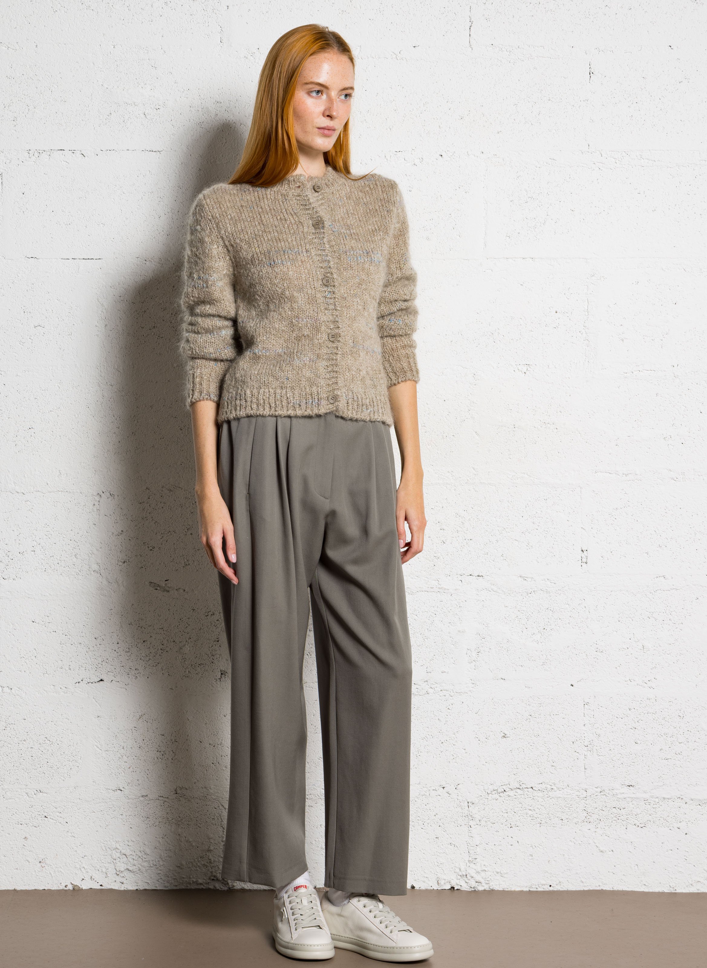 Gilet droit col rond en kid mohair mélangé MASSCOB Beige