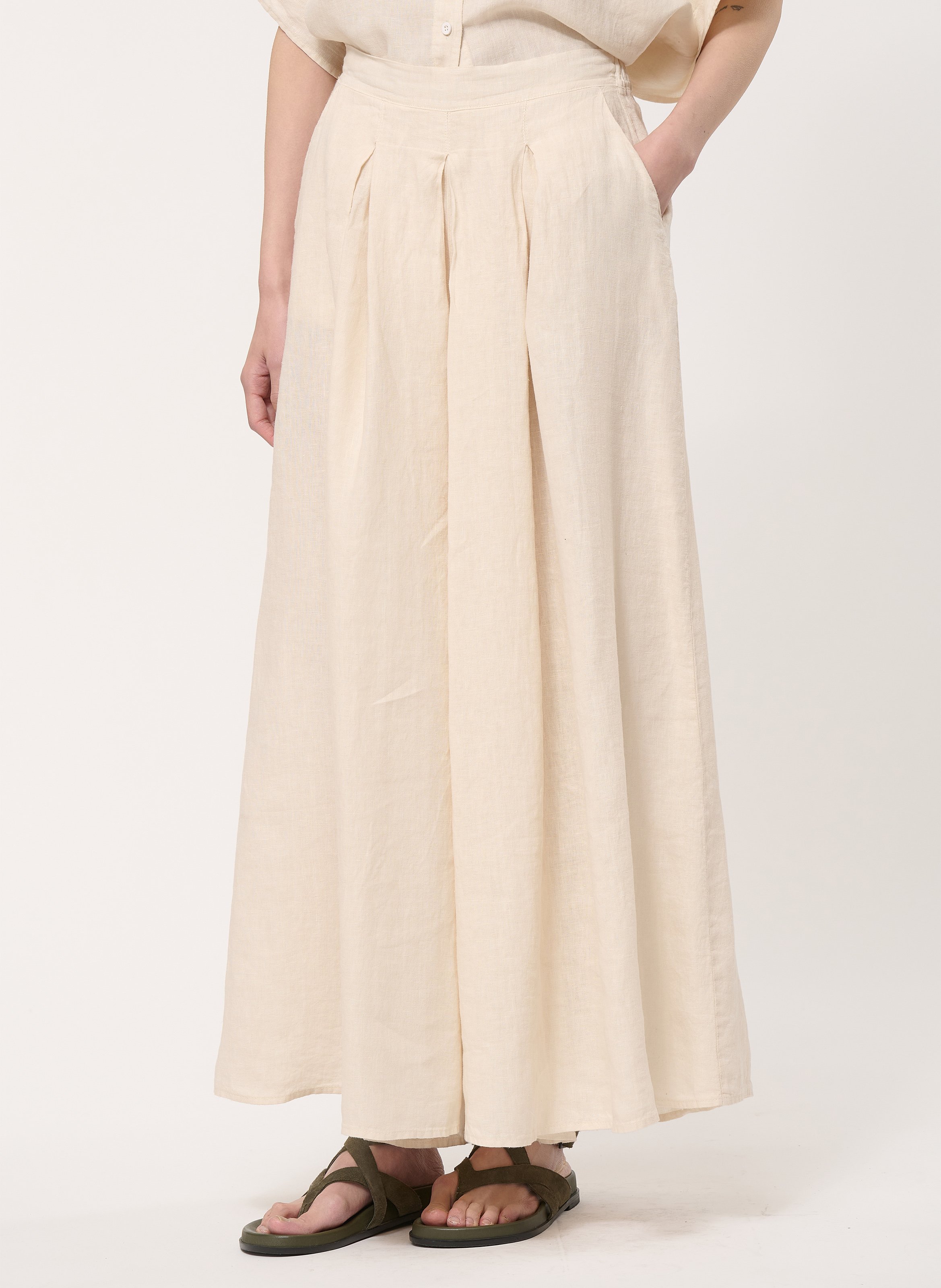 Straight linen trousers HUMILITY Beige