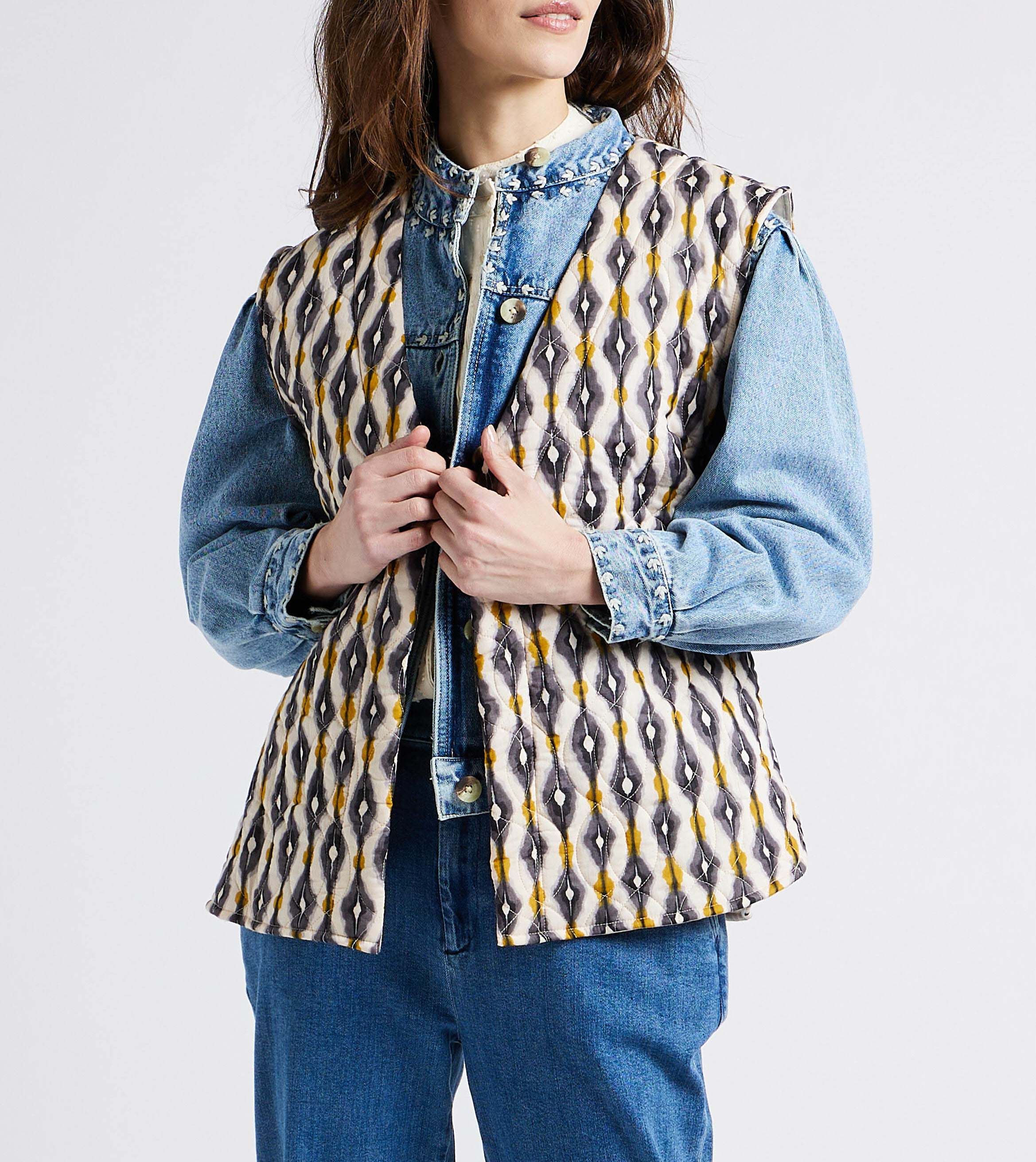 Quilted sleeveless jacket LA PETITE ETOILE Green