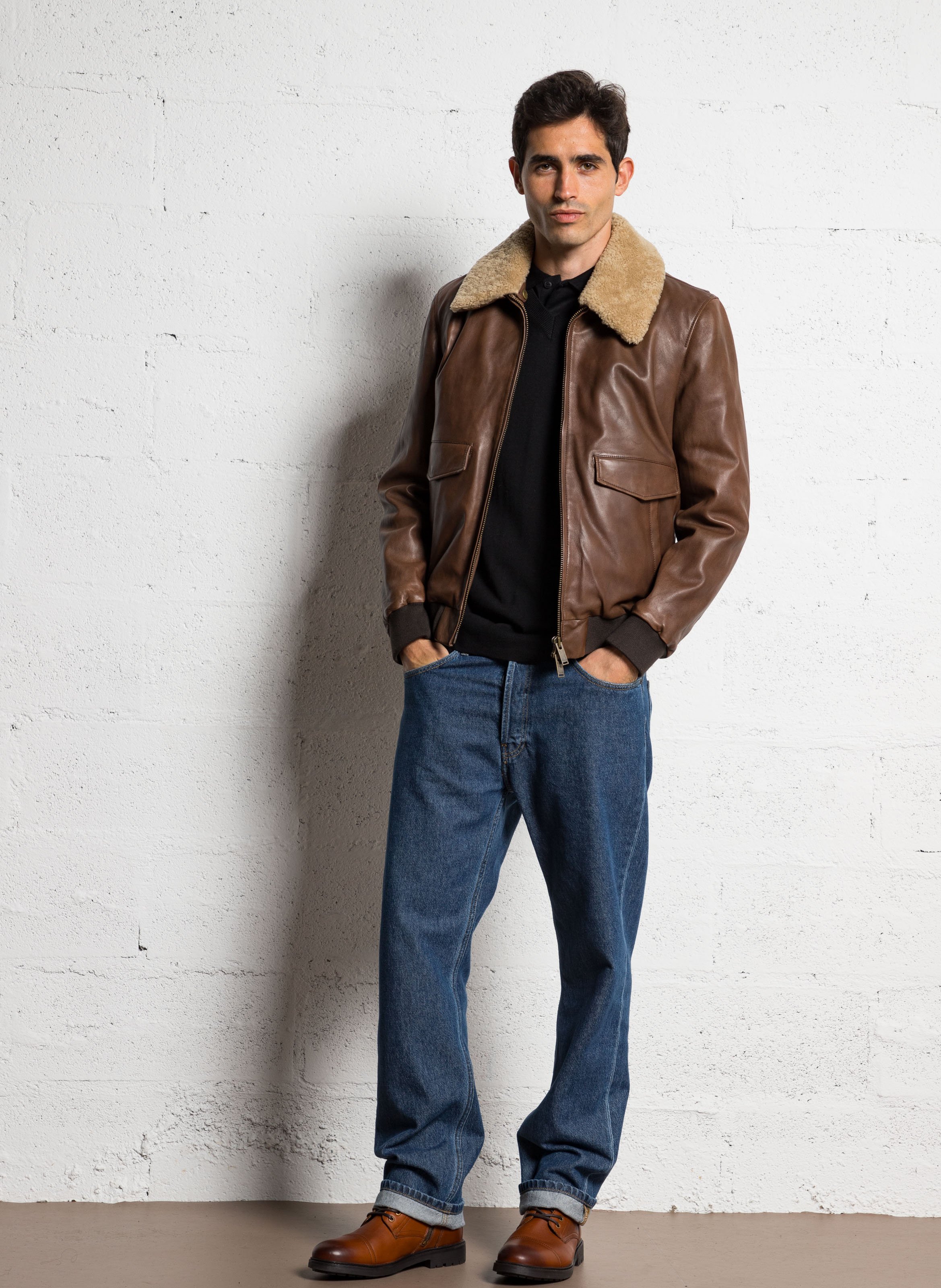 Regular-fit V-neck wool sweater AU PRINTEMPS PARIS Black