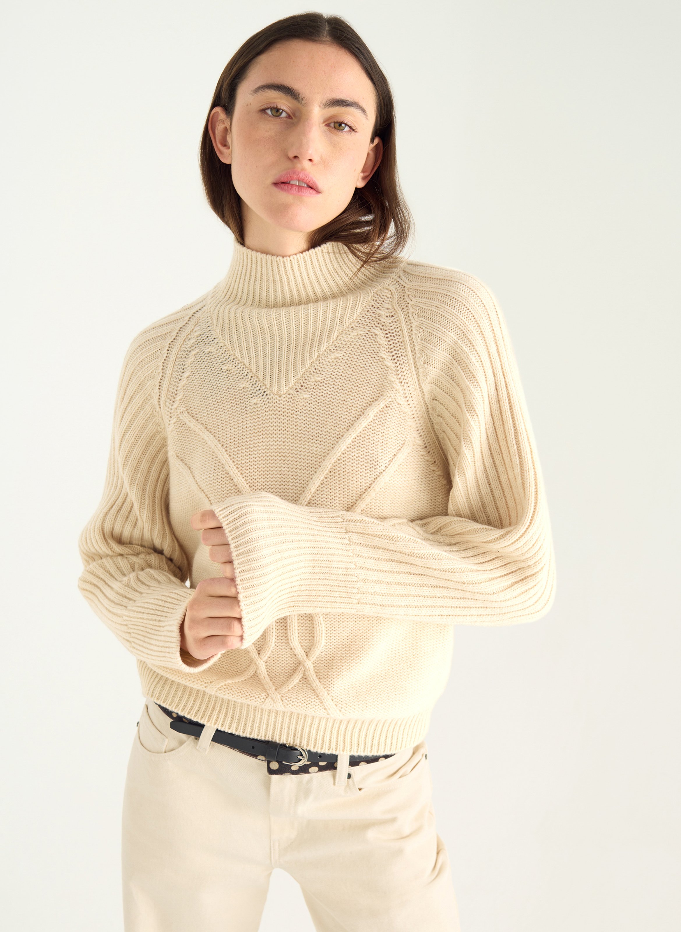 Magenta - Pullover mit Stehkragen, aus Wollmix ACOTE Weiss