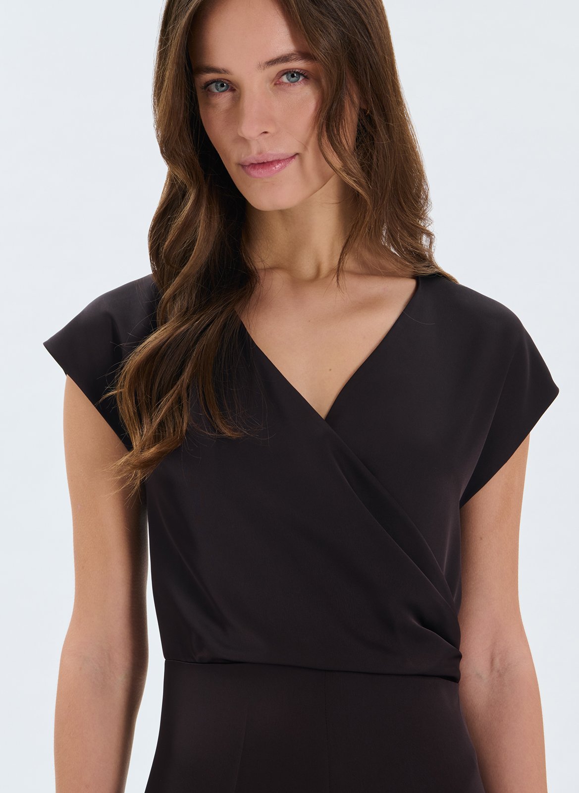 Wijde, glanzende jumpsuit ZAPA Bruin