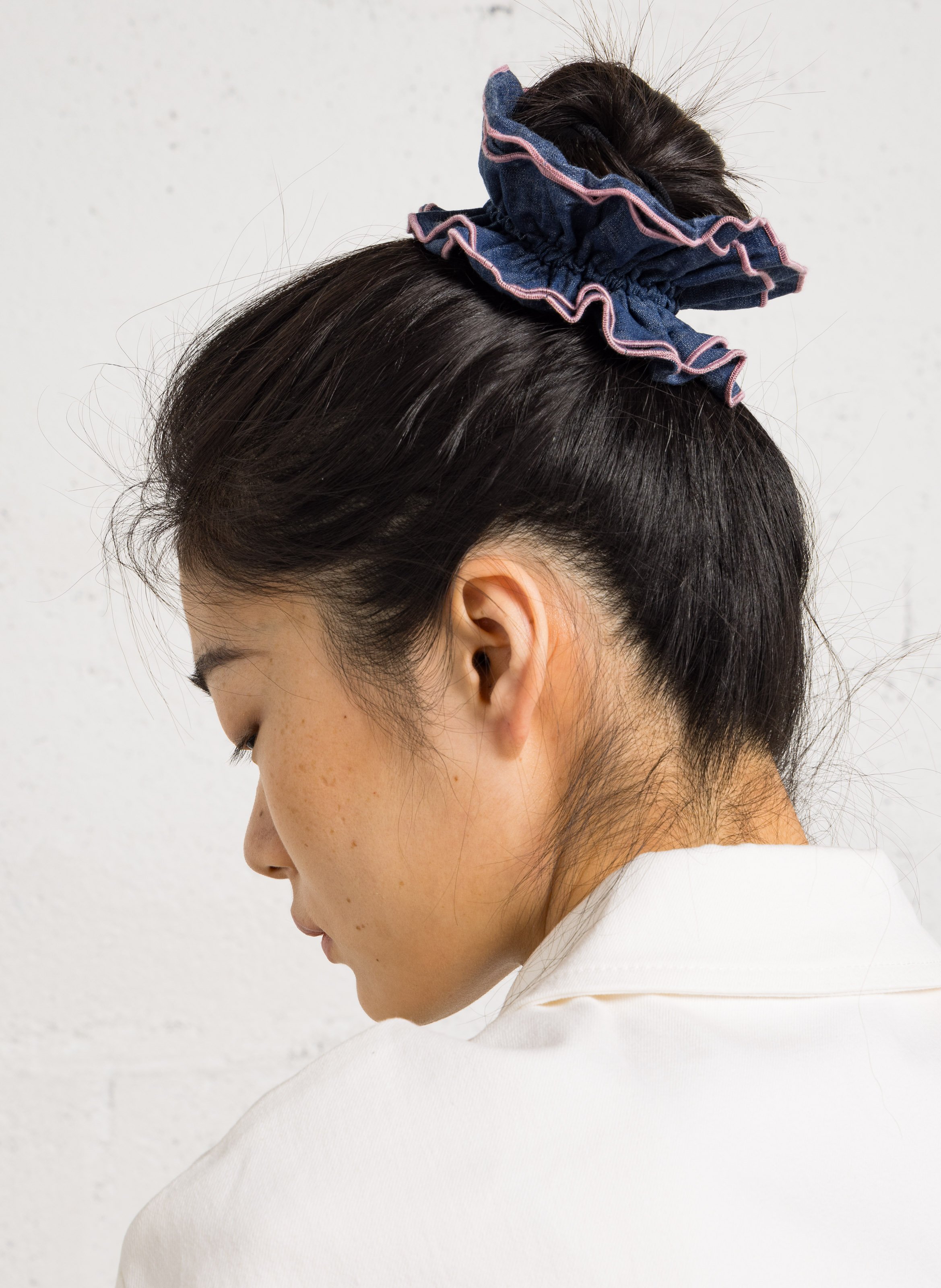 Maxi light denim scrunchie CHOU AU CARRE Blue