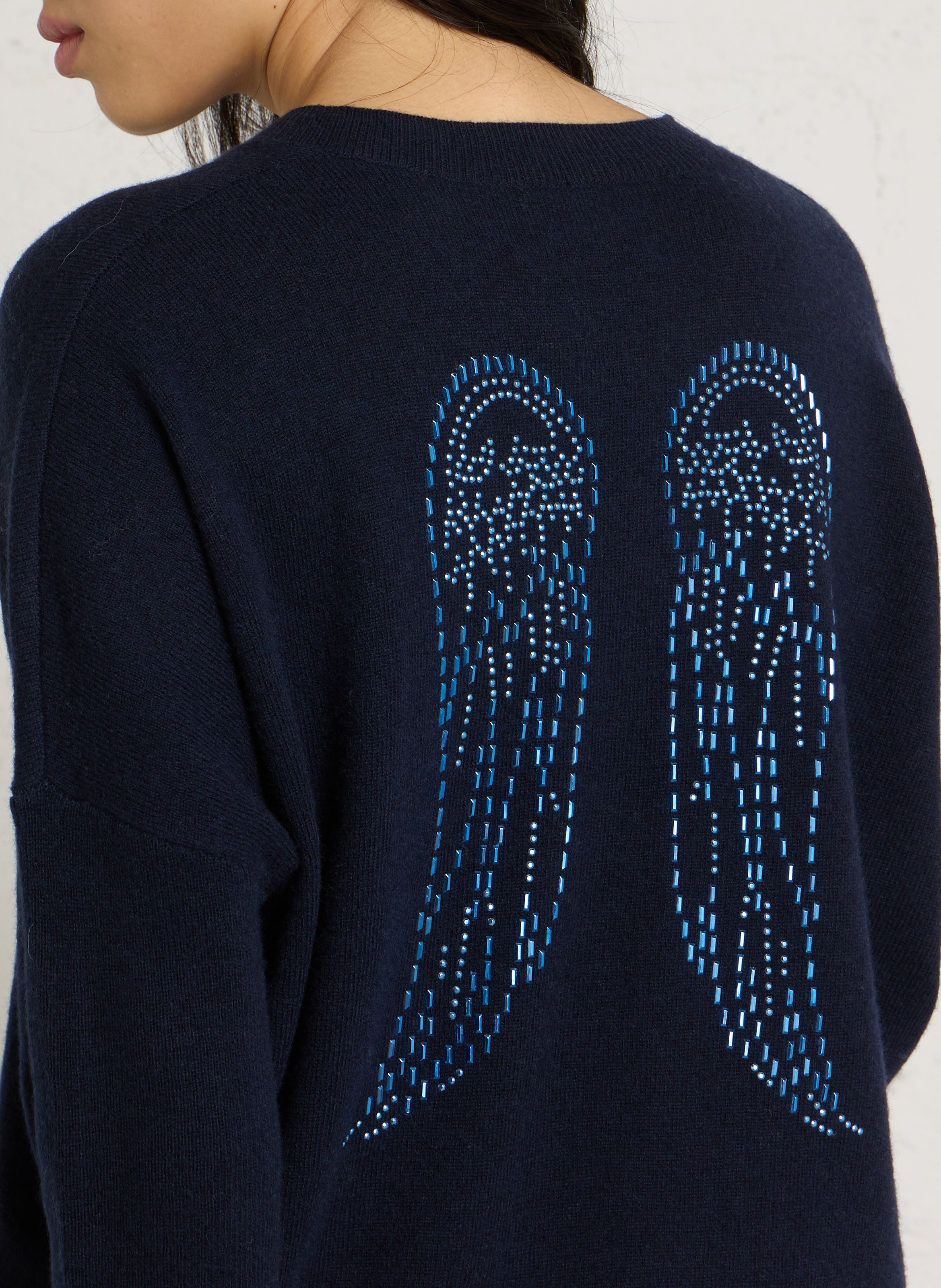 Pull ample col V à studs en laine BERENICE Bleu
