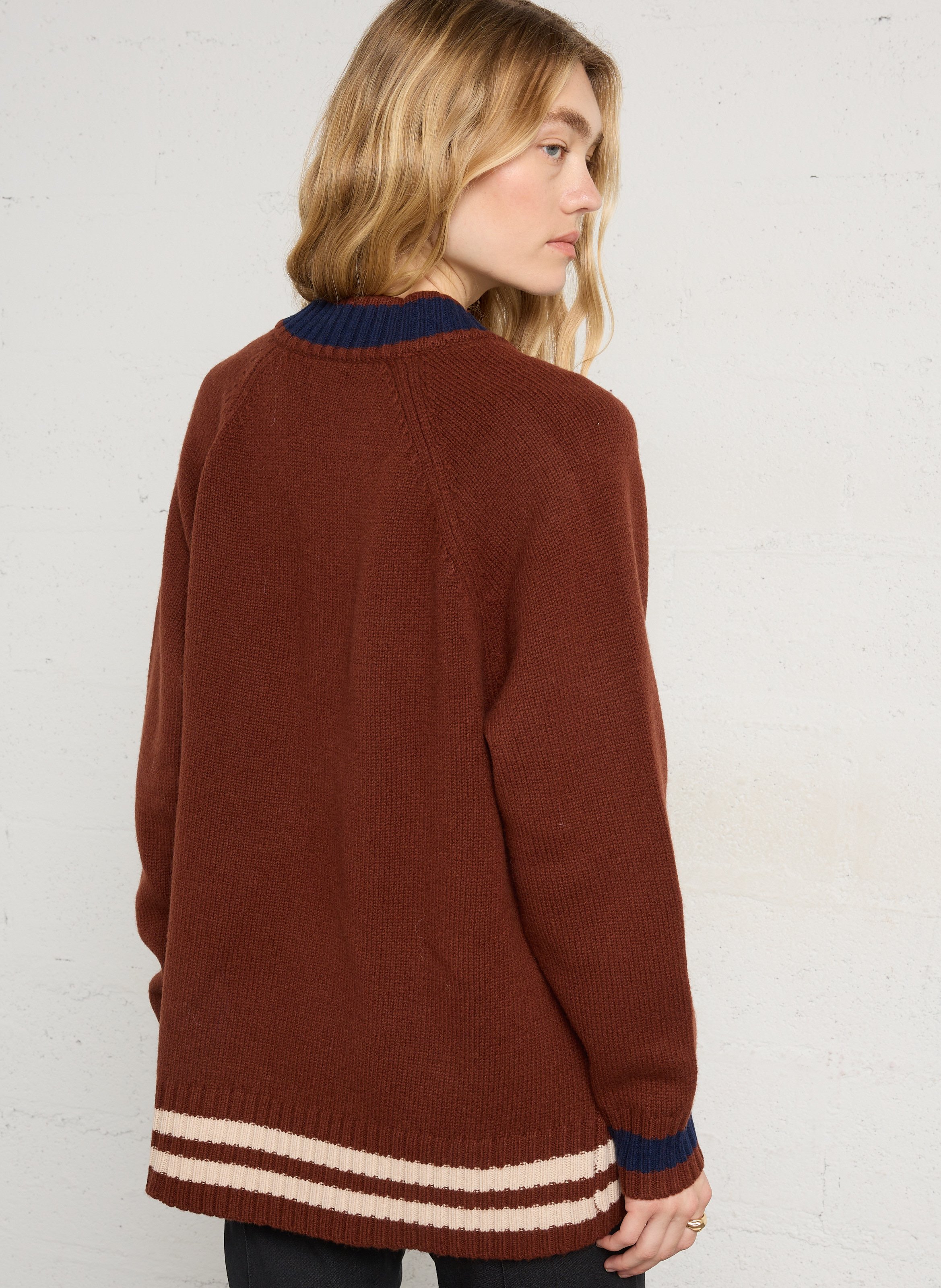 Loose-fit wool V-neck sweater BENSIMON Plums