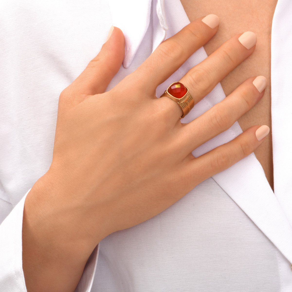 Bague ajustable babylone cabochon de cornaline SATELLITE PARIS Orange