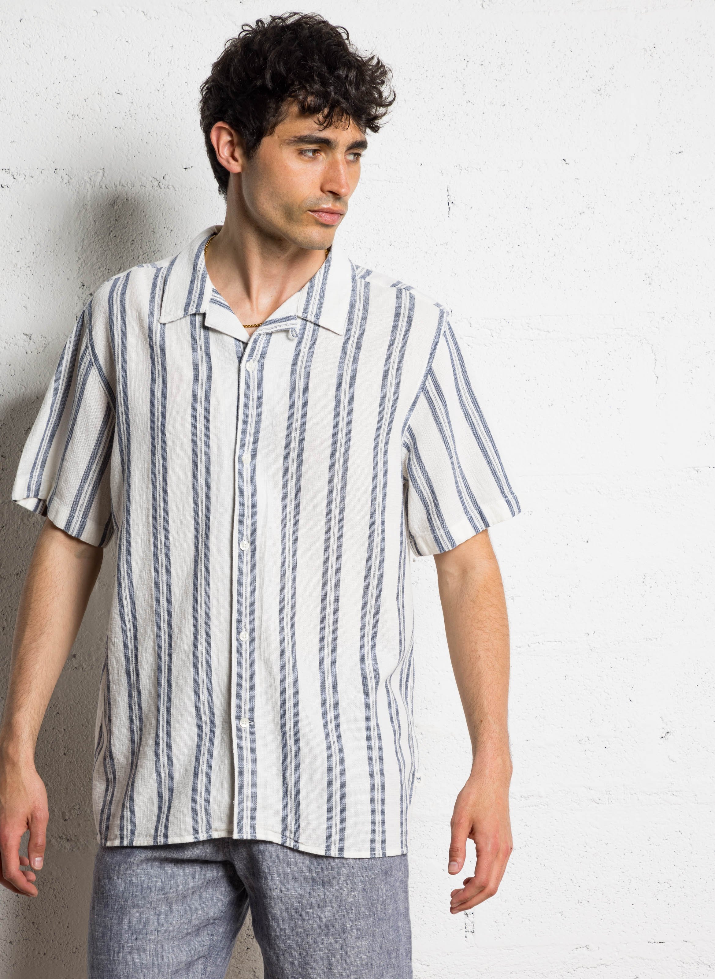 Chemise droite en coton bio rayé KNOWLEDGE COTTON APPAREL Bleu