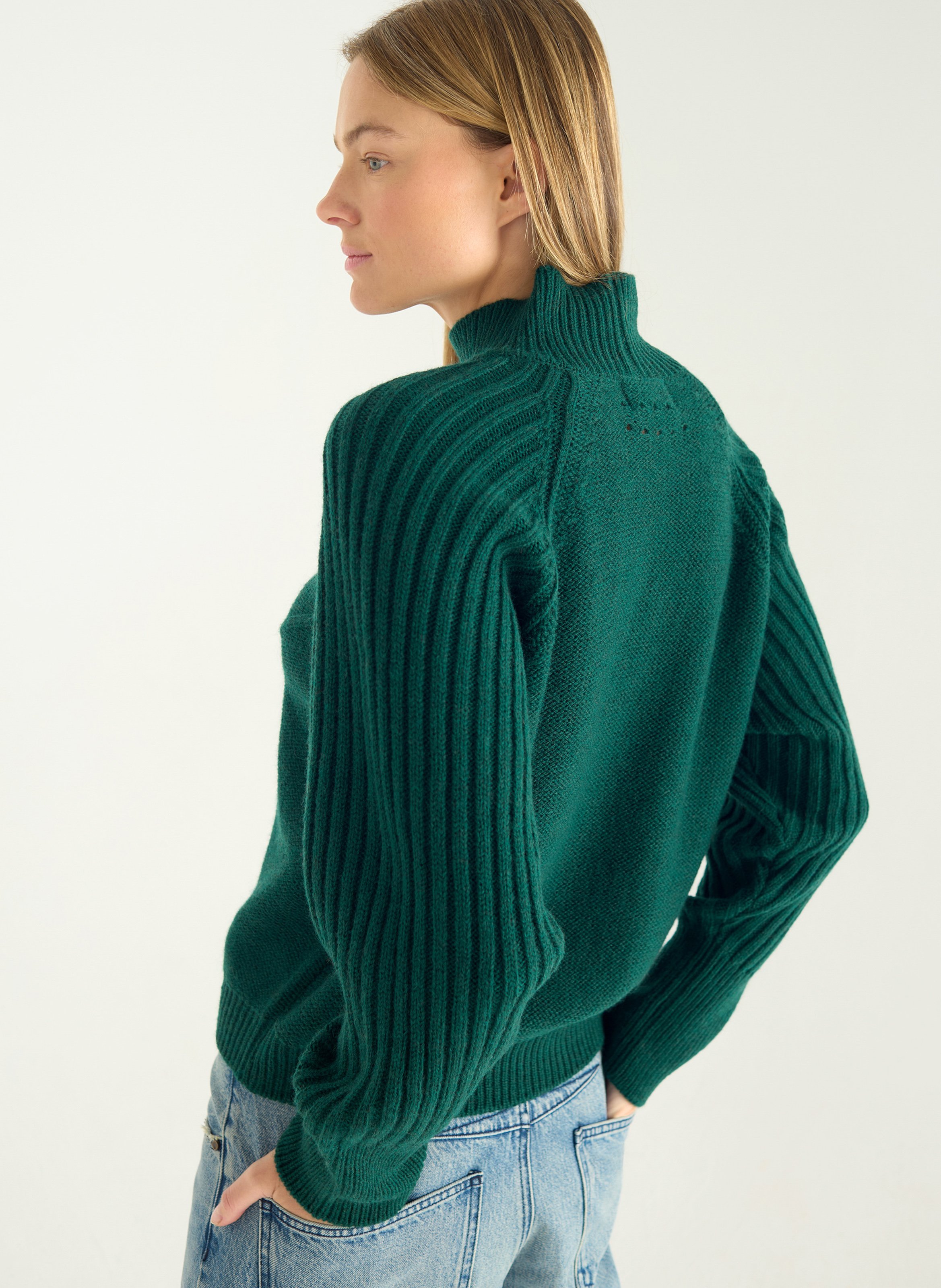 Magenta - Pullover mit Stehkragen, aus Wollmix ACOTE Grun