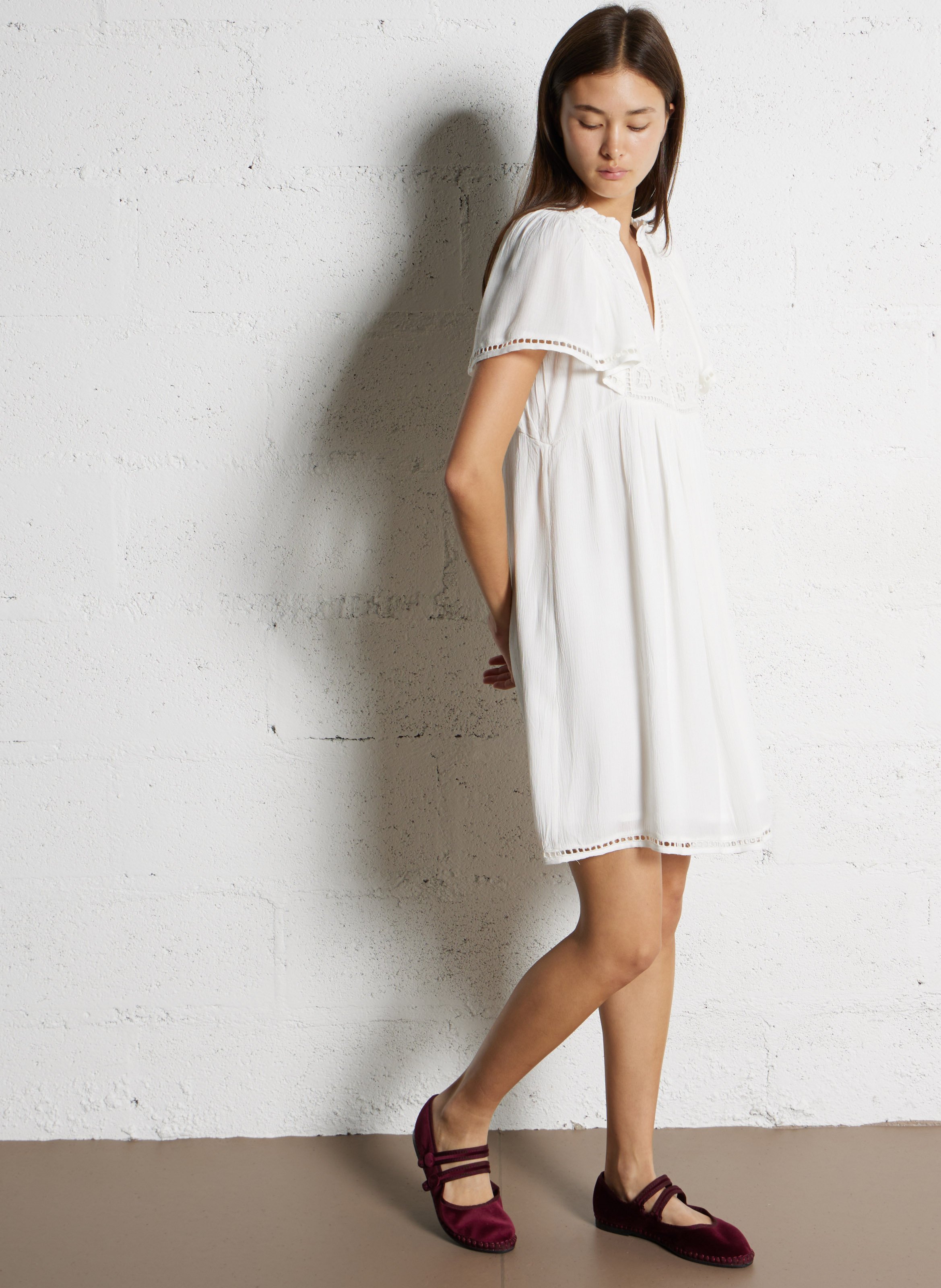 Vestido corto con cuello de pico MAISON 123 Blanco