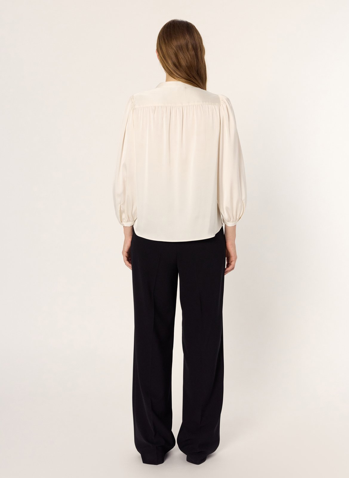 Blouse satinée col v GERARD DAREL Beige