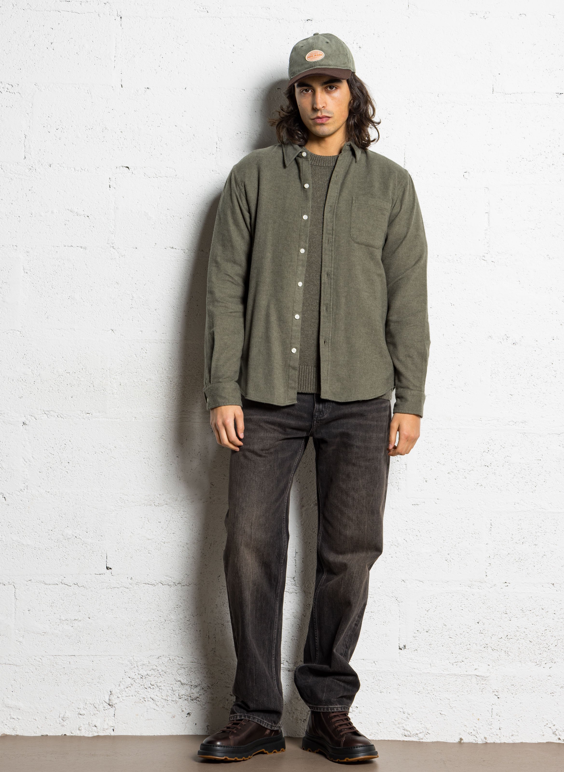 Bio-Baumwollbluse mit klassischem Kragen COLORFUL STANDARD Grun