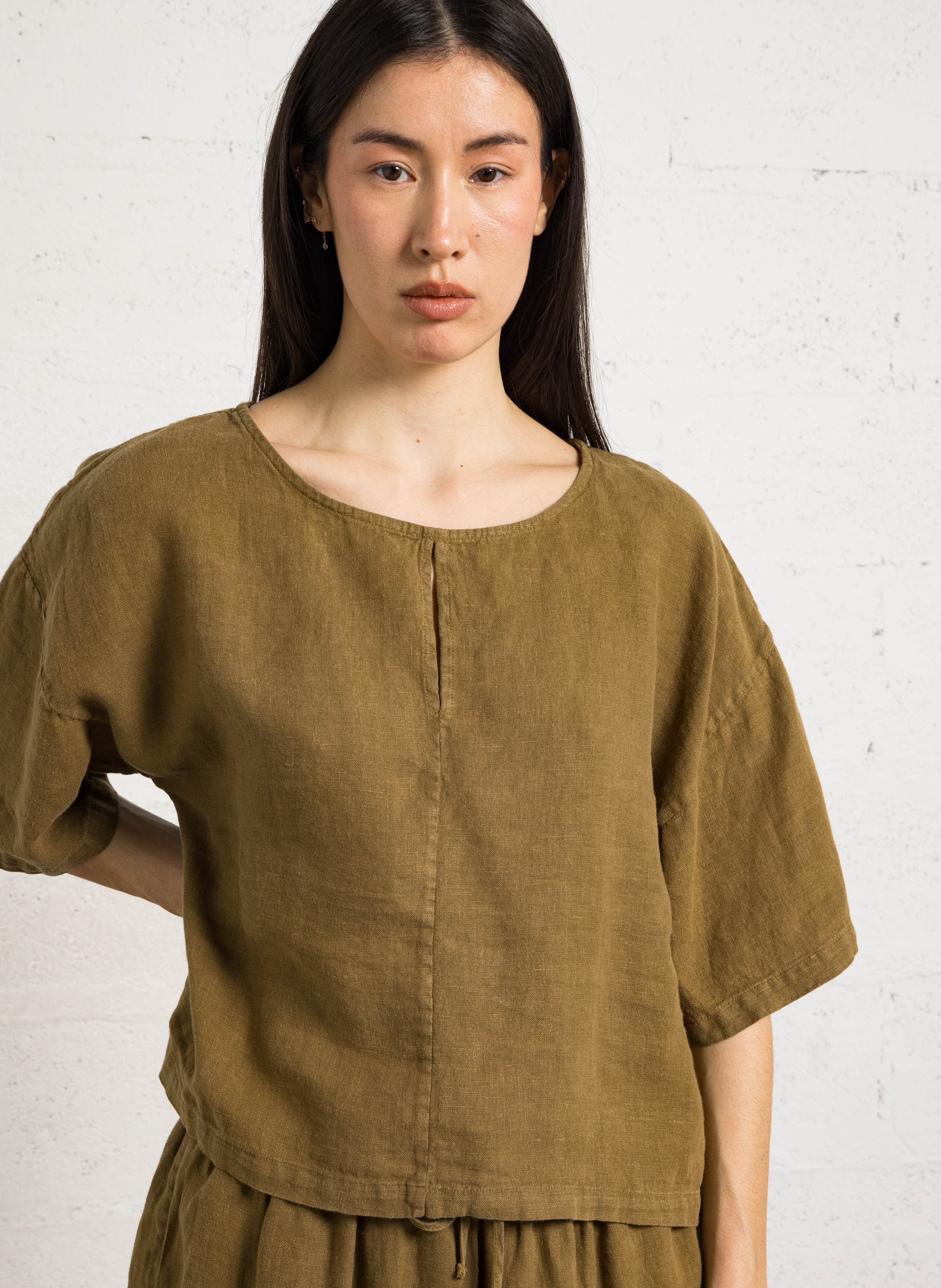 Weites, kurzärmliges Leinentop THE NEW SOCIETY Grun