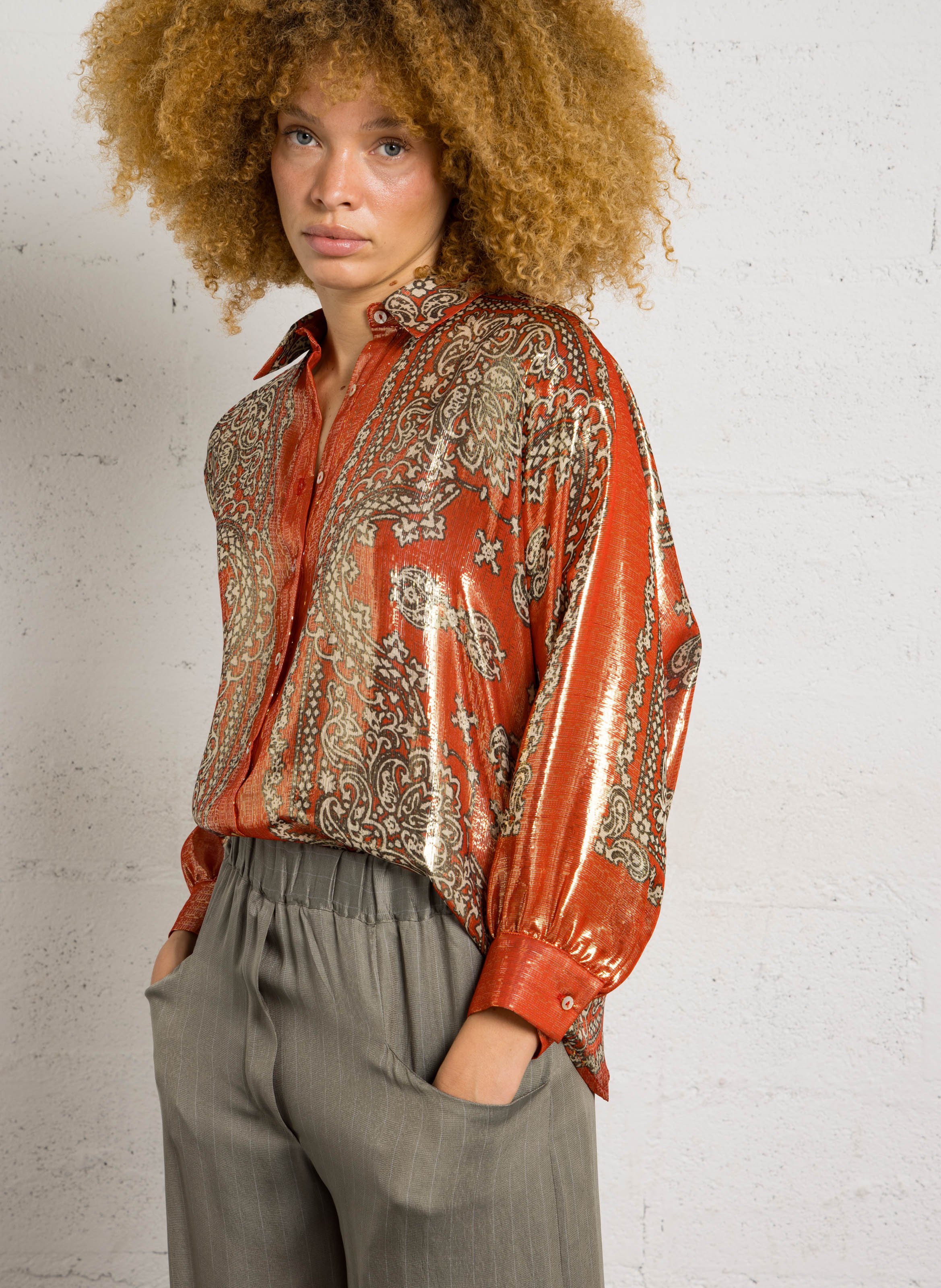 Metallic overhemd met klassieke kraag MES DEMOISELLES Rood