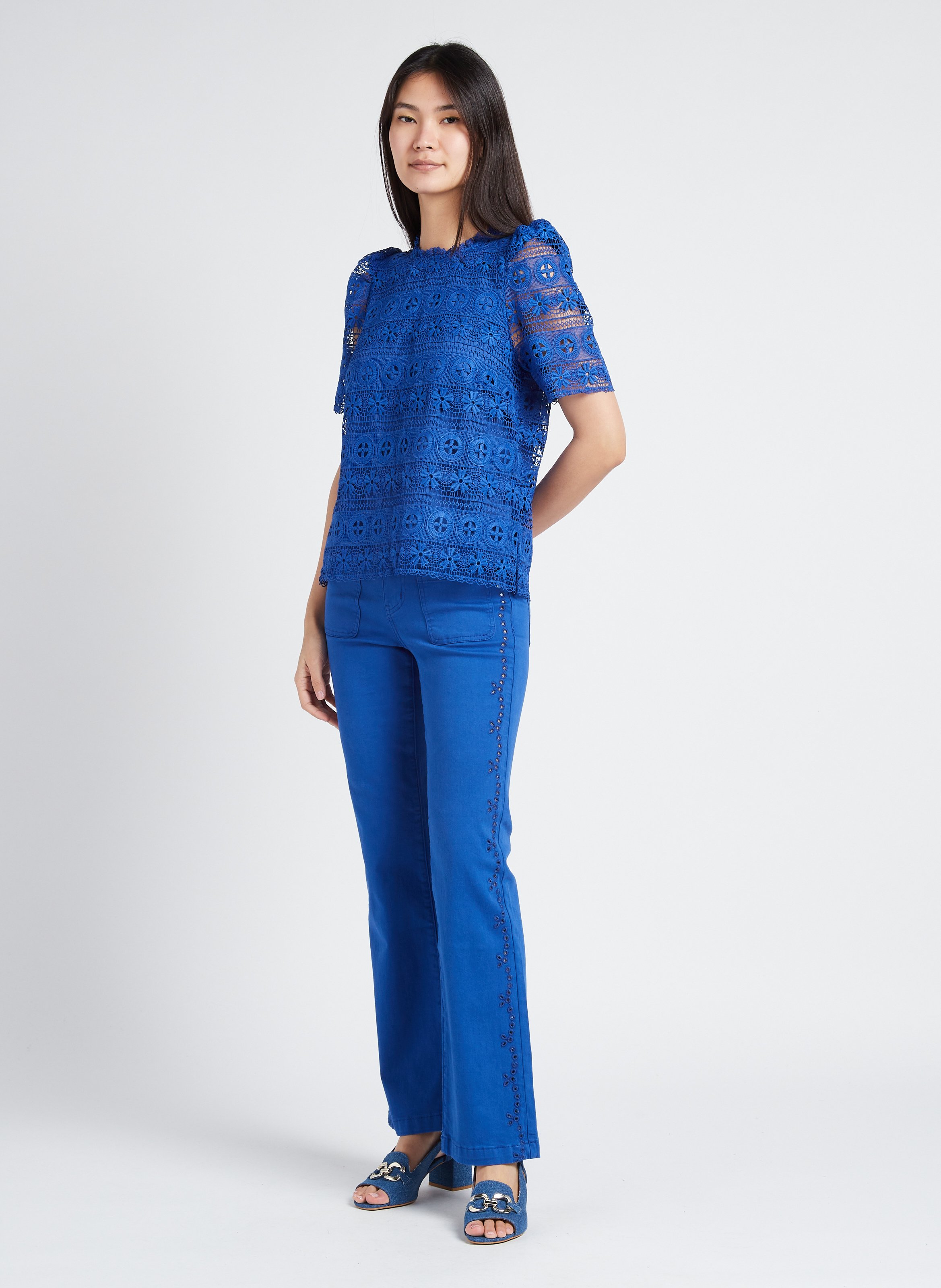 Round-neck guipure lace top LA PETITE ETOILE Blue