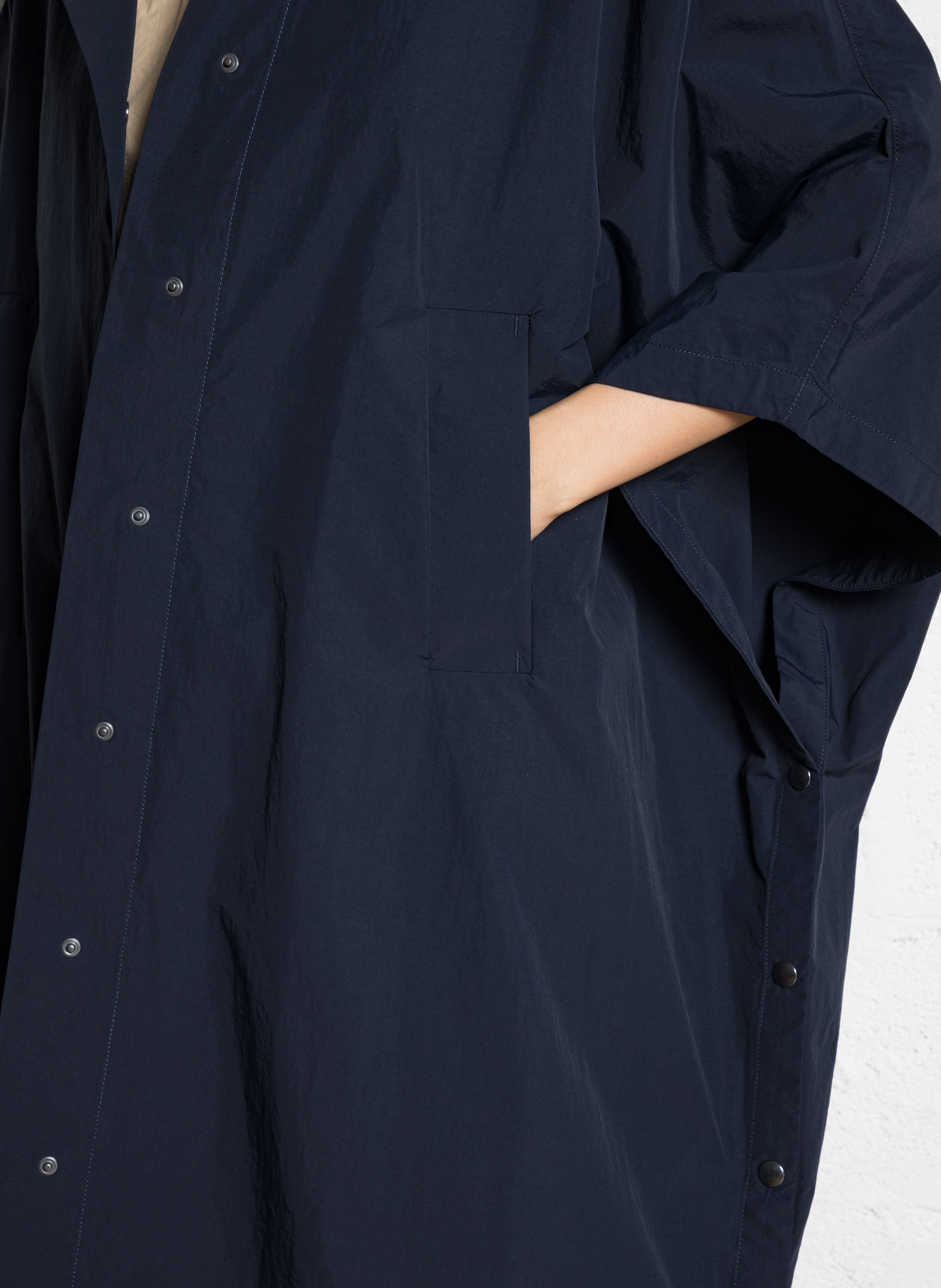 Cape imperméable ample BELLEPIECE Bleu