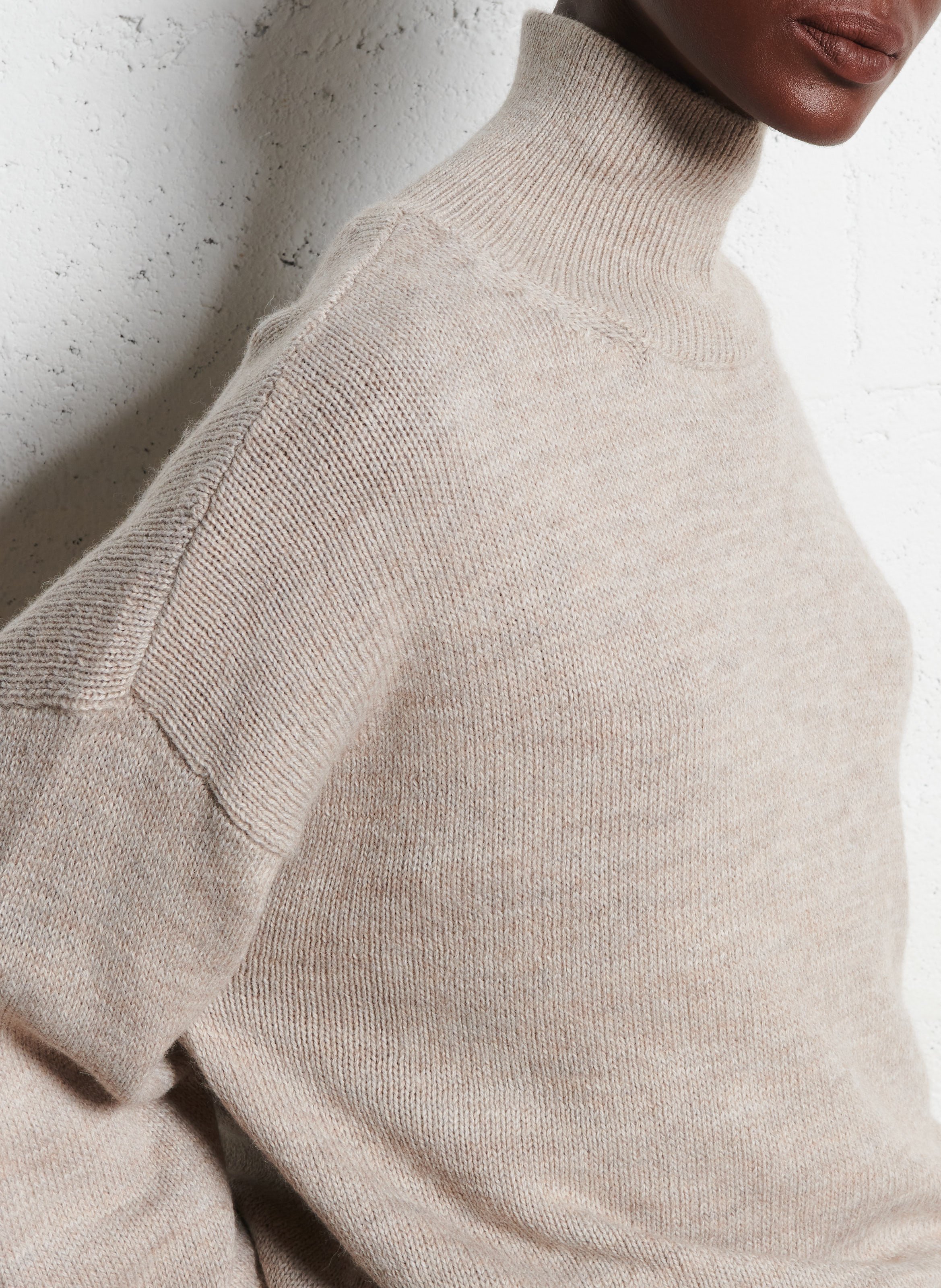 Pull ample col montant en laine mélangée DES PETITS HAUTS