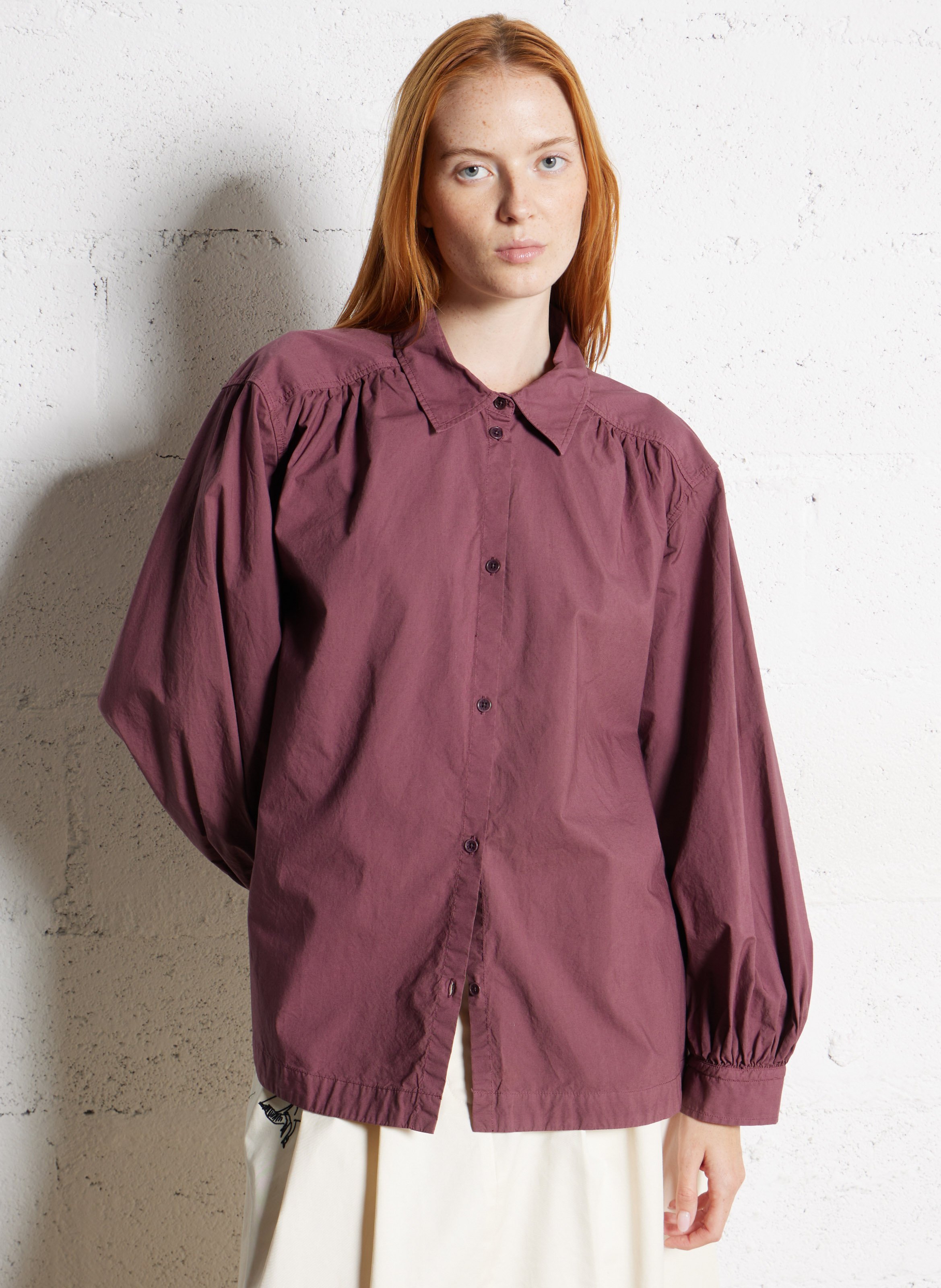 Ruimvallende blouse van biokatoen met klassieke kraag RUE DE TOKYO Paars