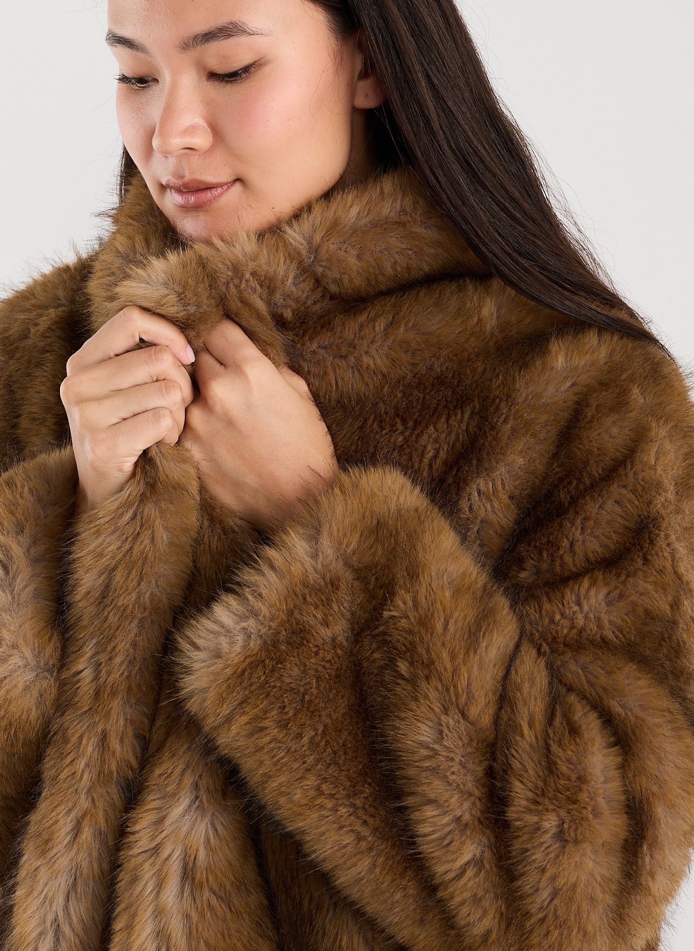 Coat with fur-lined tailored collar SAISON 1865 Beige