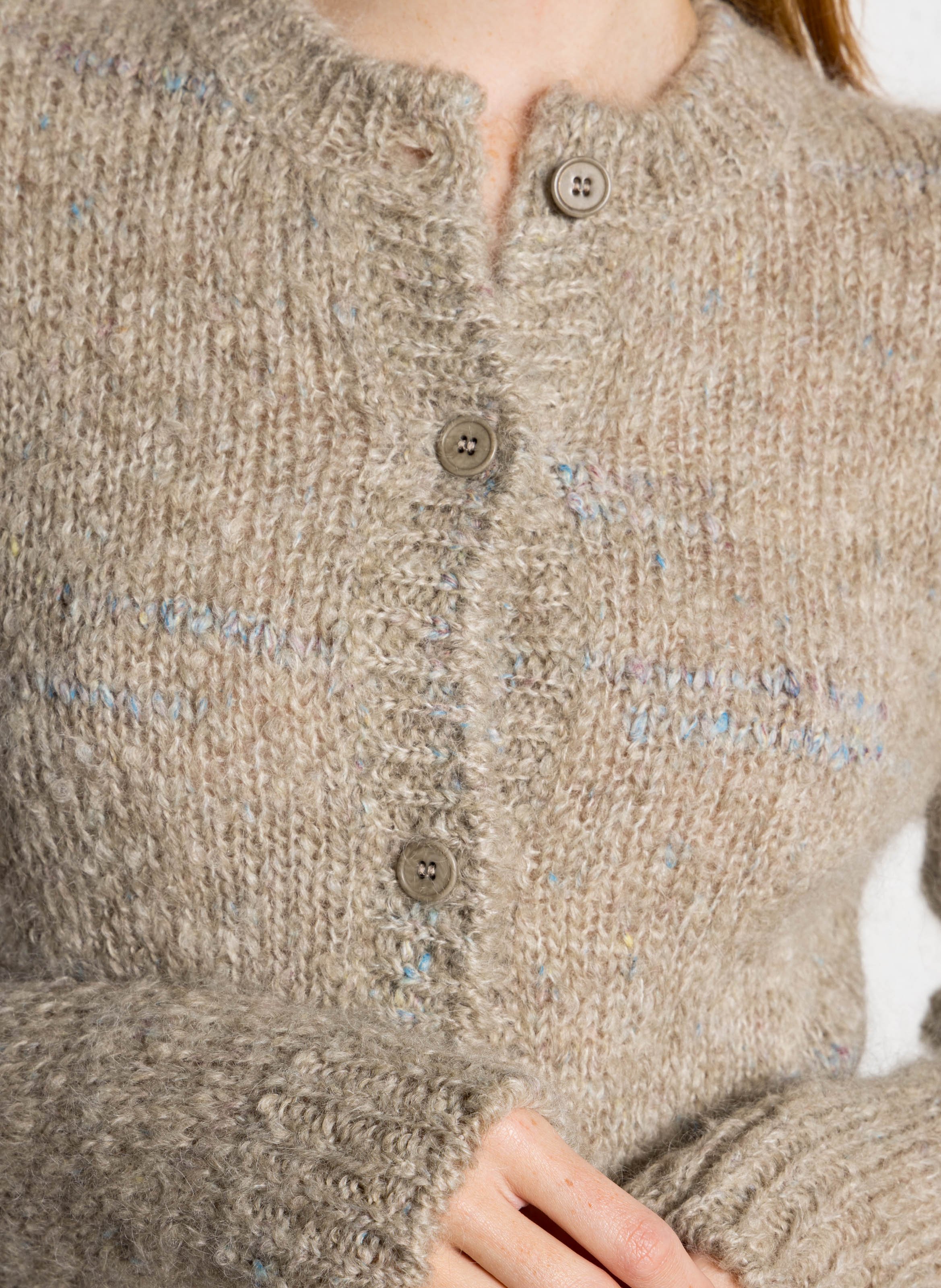 Gilet droit col rond en kid mohair mélangé MASSCOB Beige