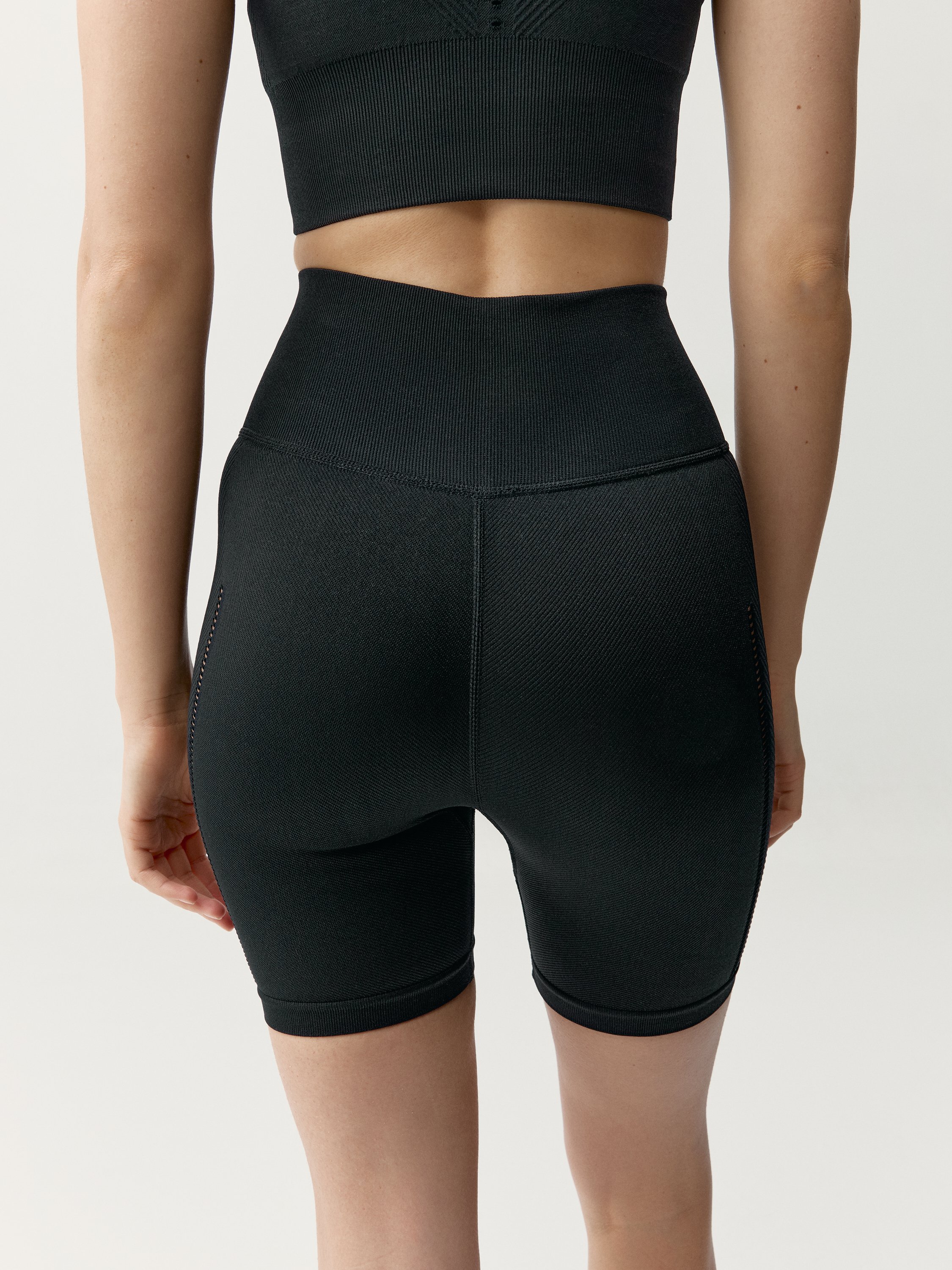Short women's cycling shorts BORN LIVING YOGA Black