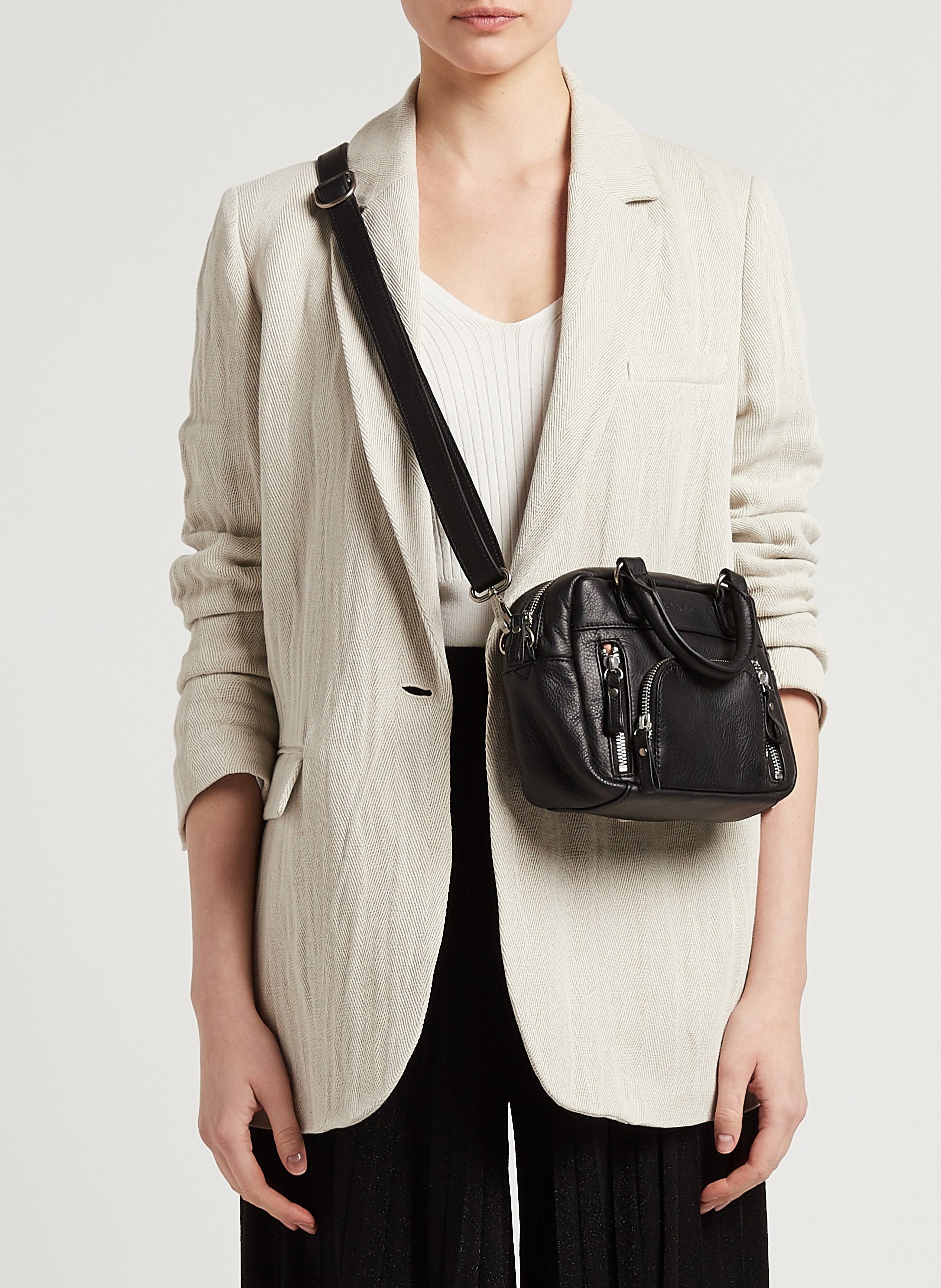 Kleine leren handtas met meerdere vakken NAT & NIN Zwart