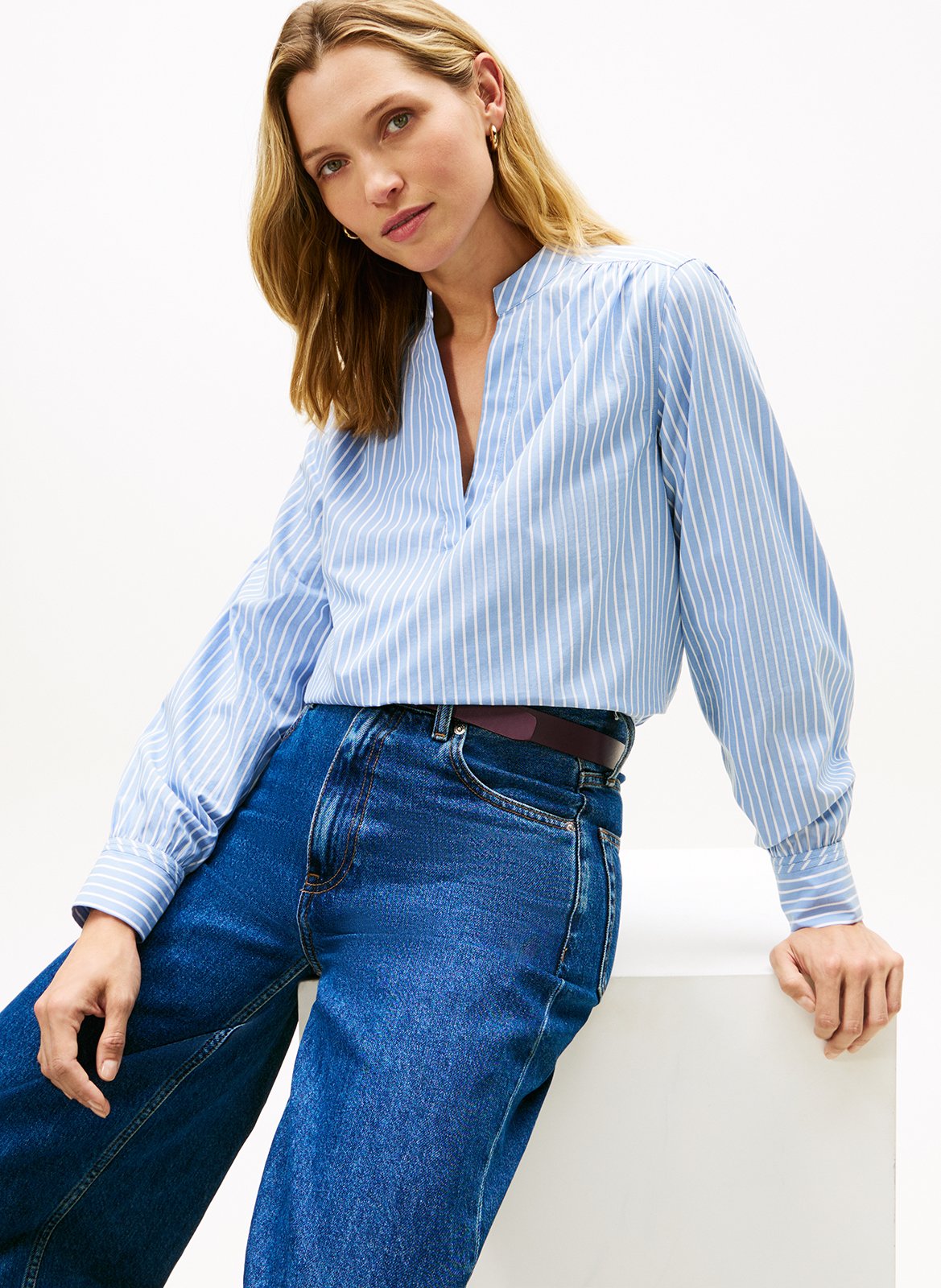 Gerade Bluse mit Tunesischem Kragen aus Bio-Baumwolle. TOMMY HILFIGER Blau