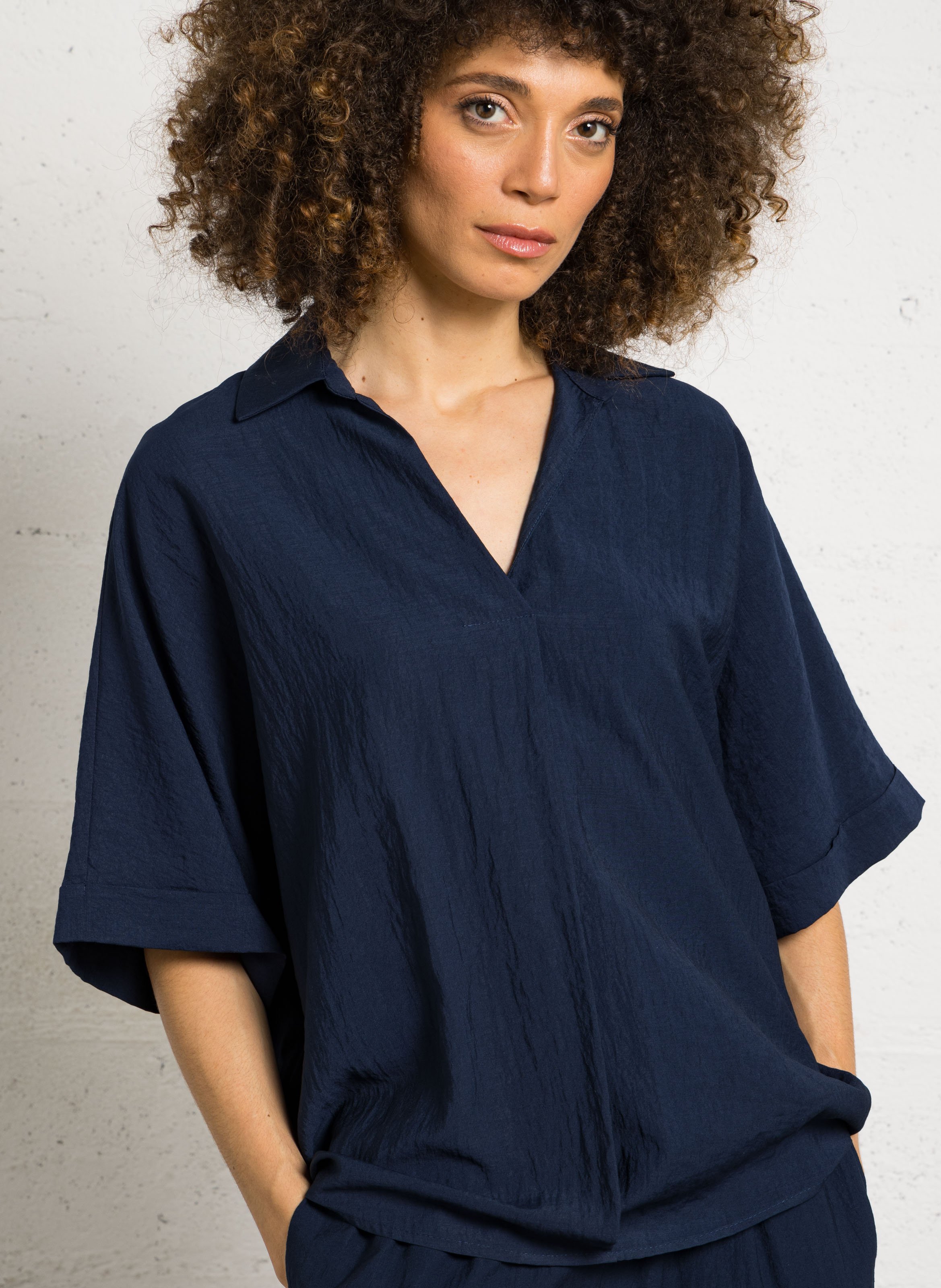 Blouse V-neck plain PLEASE