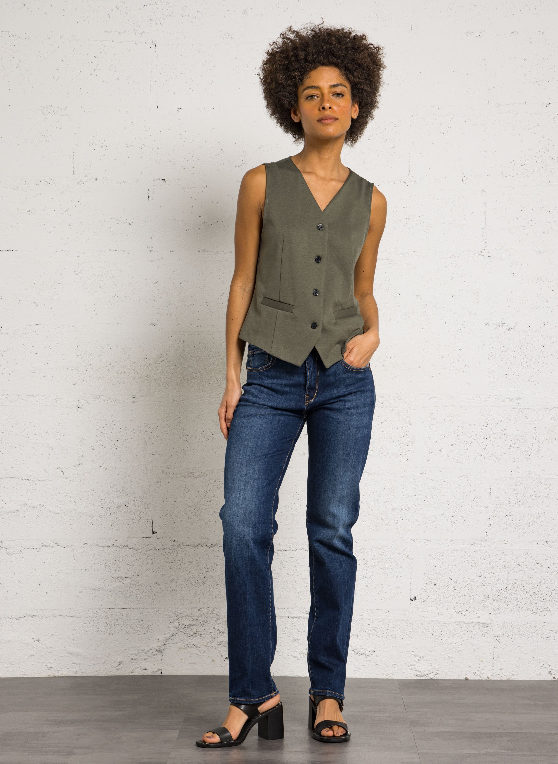 Recht vest met V-hals LE TEMPS DES CERISES Blauw