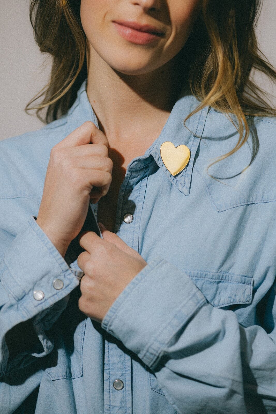 Gold-plated heart brooch Golden