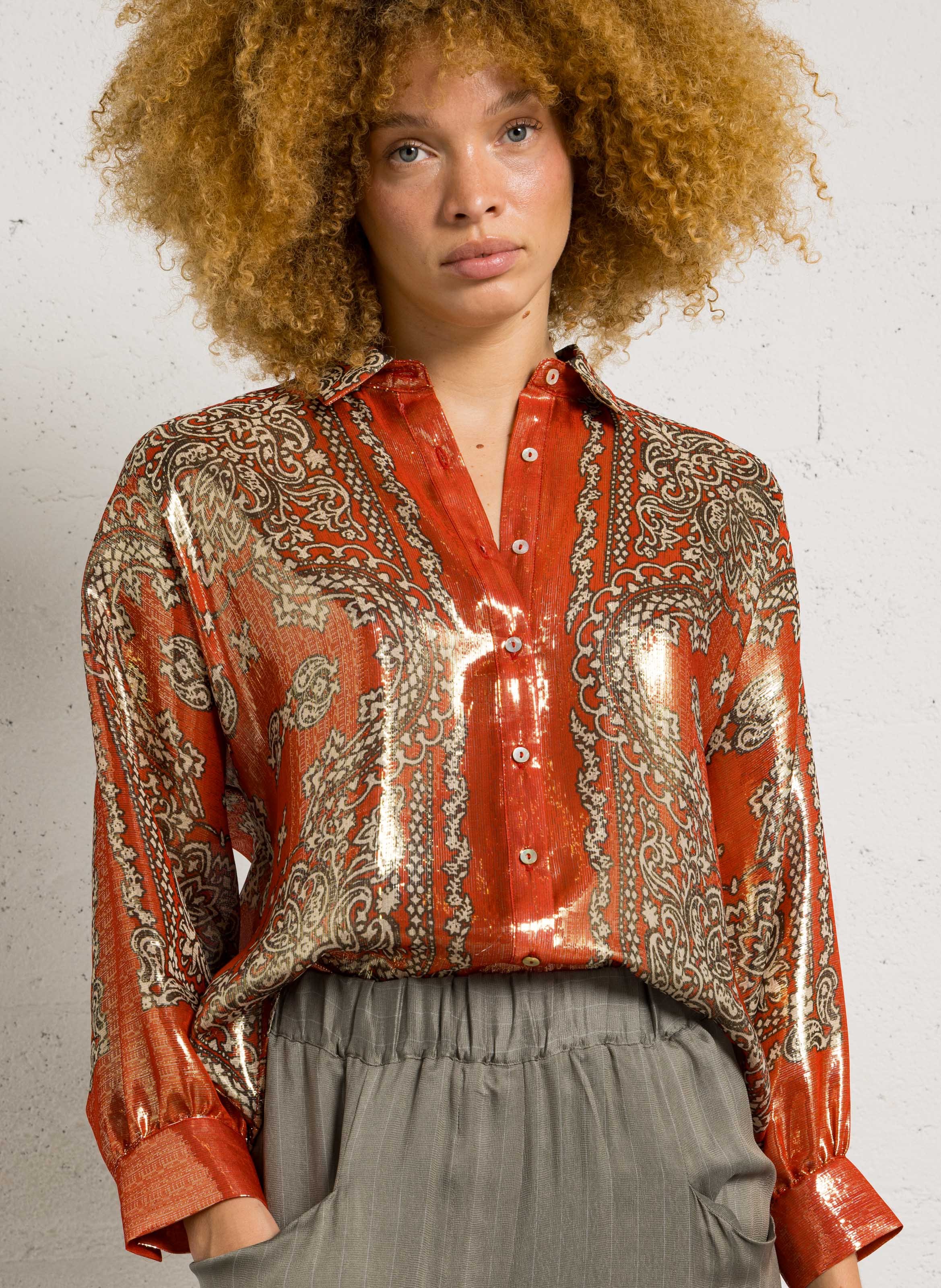 Metallic overhemd met klassieke kraag MES DEMOISELLES Rood