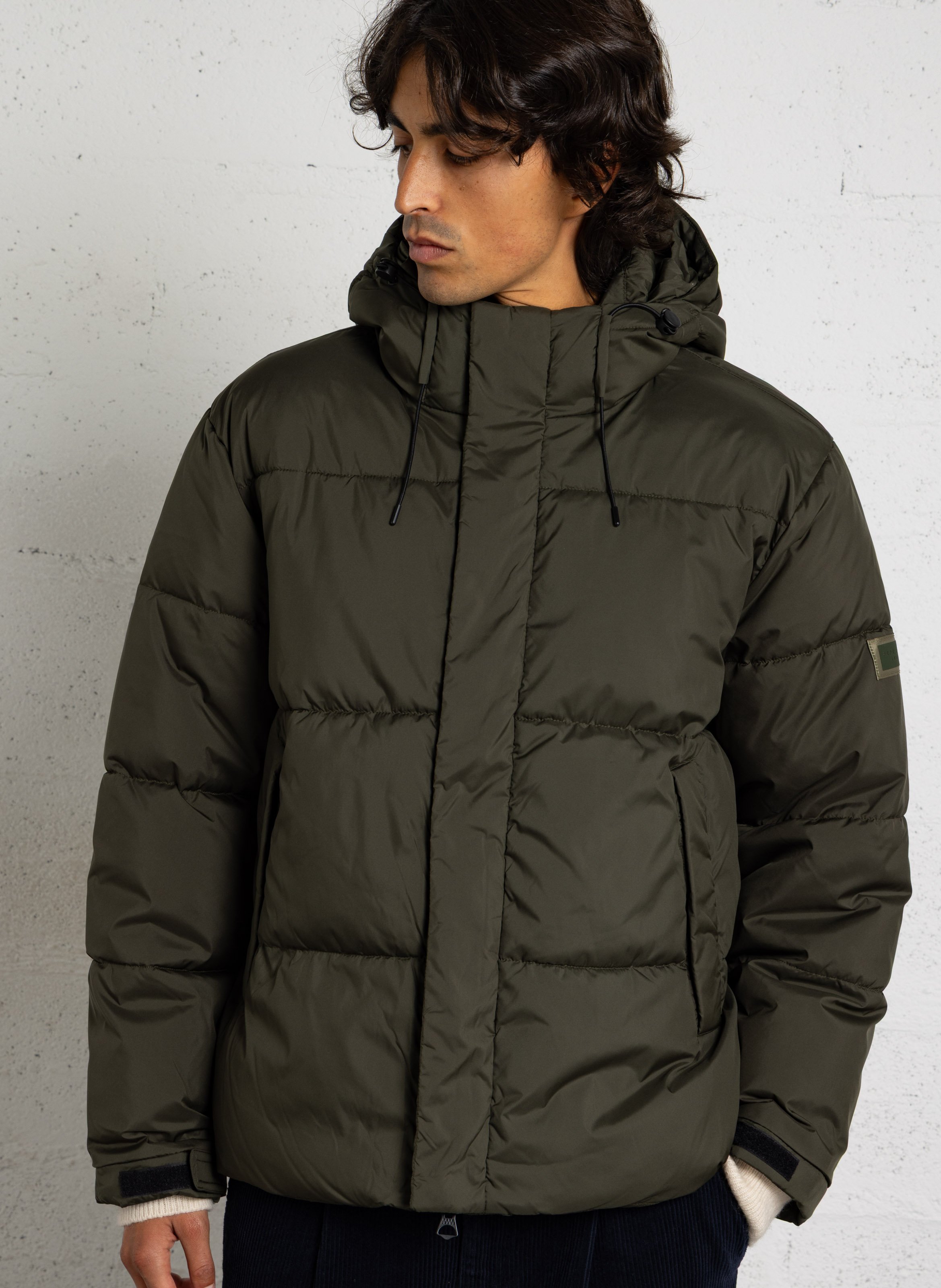 Gerade Steppjacke mit einfarbiger Kapuze PEPE JEANS Grun