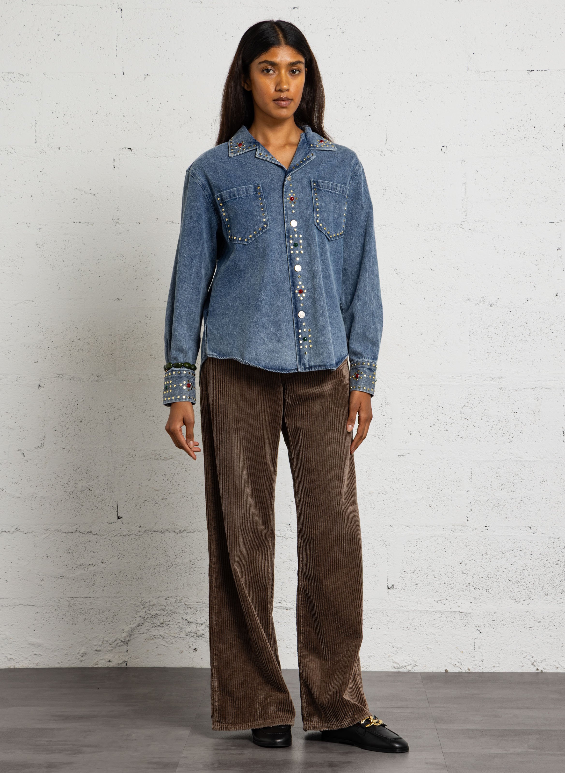 Gerade geschnittenes Jeanshemd mit Nieten BERENICE Blau