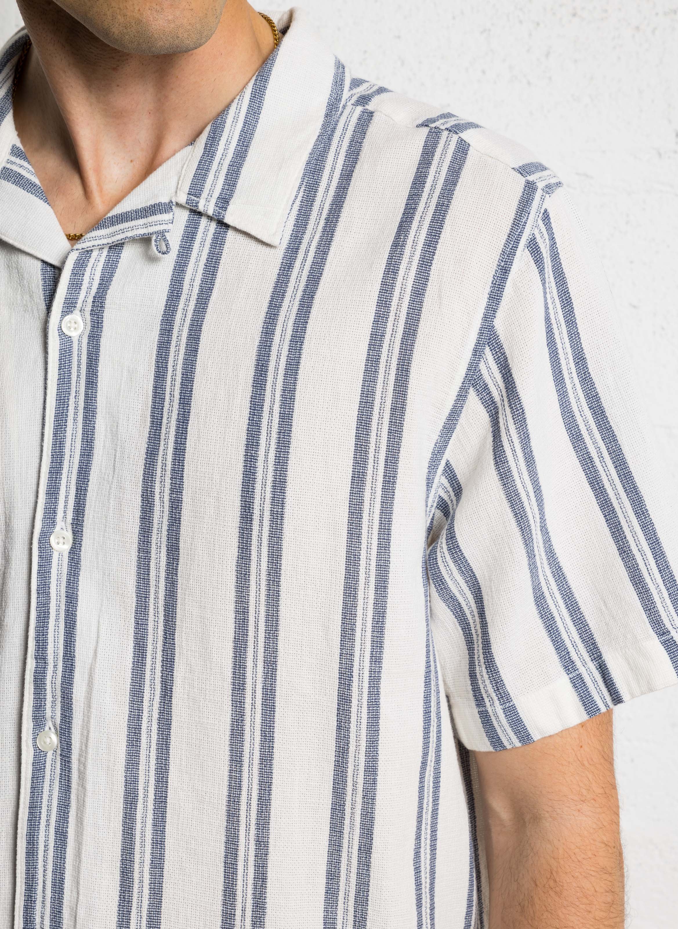 Chemise droite en coton bio rayé KNOWLEDGE COTTON APPAREL Bleu