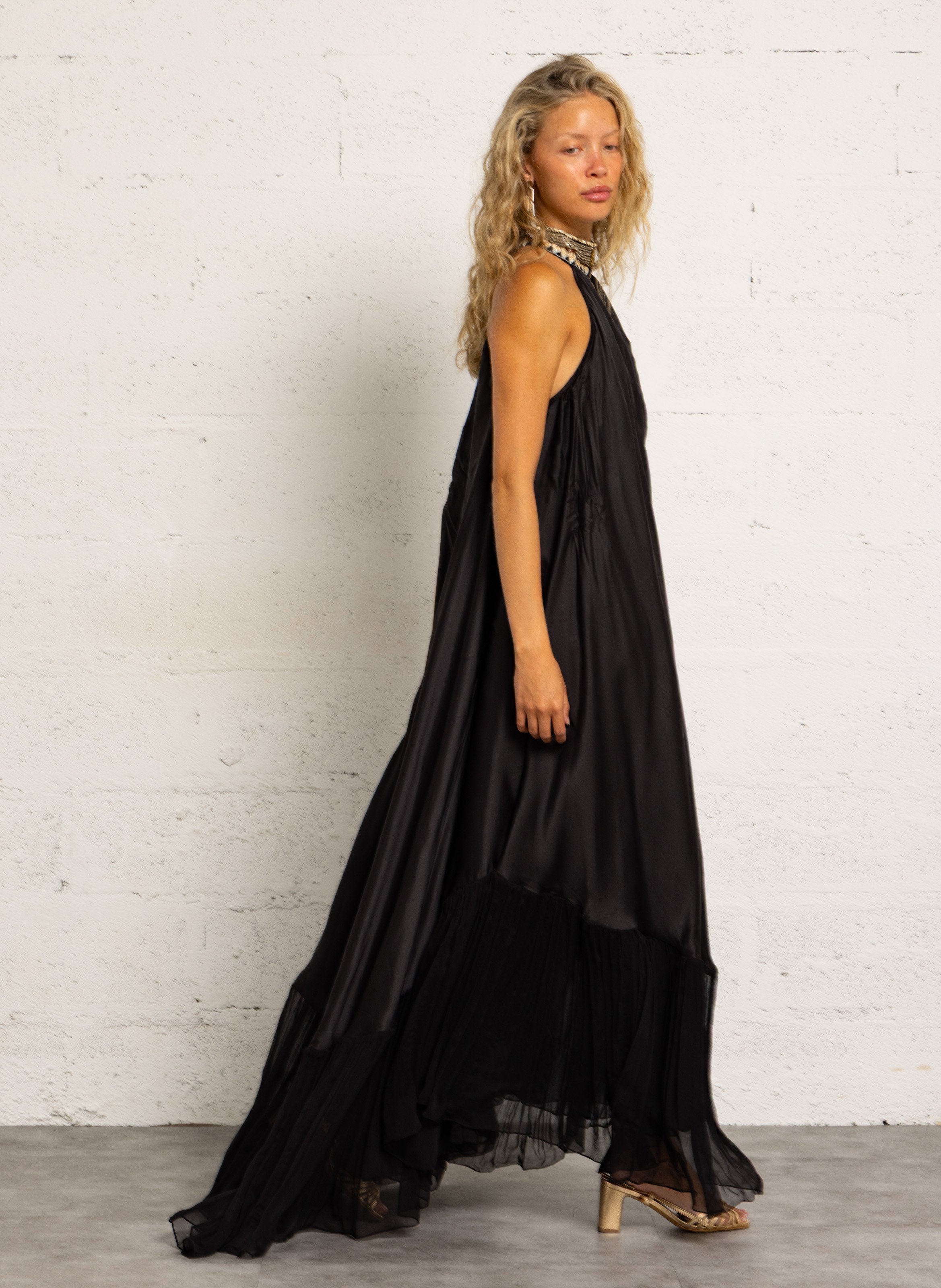 Robe longue effet satiné MES DEMOISELLES Noir