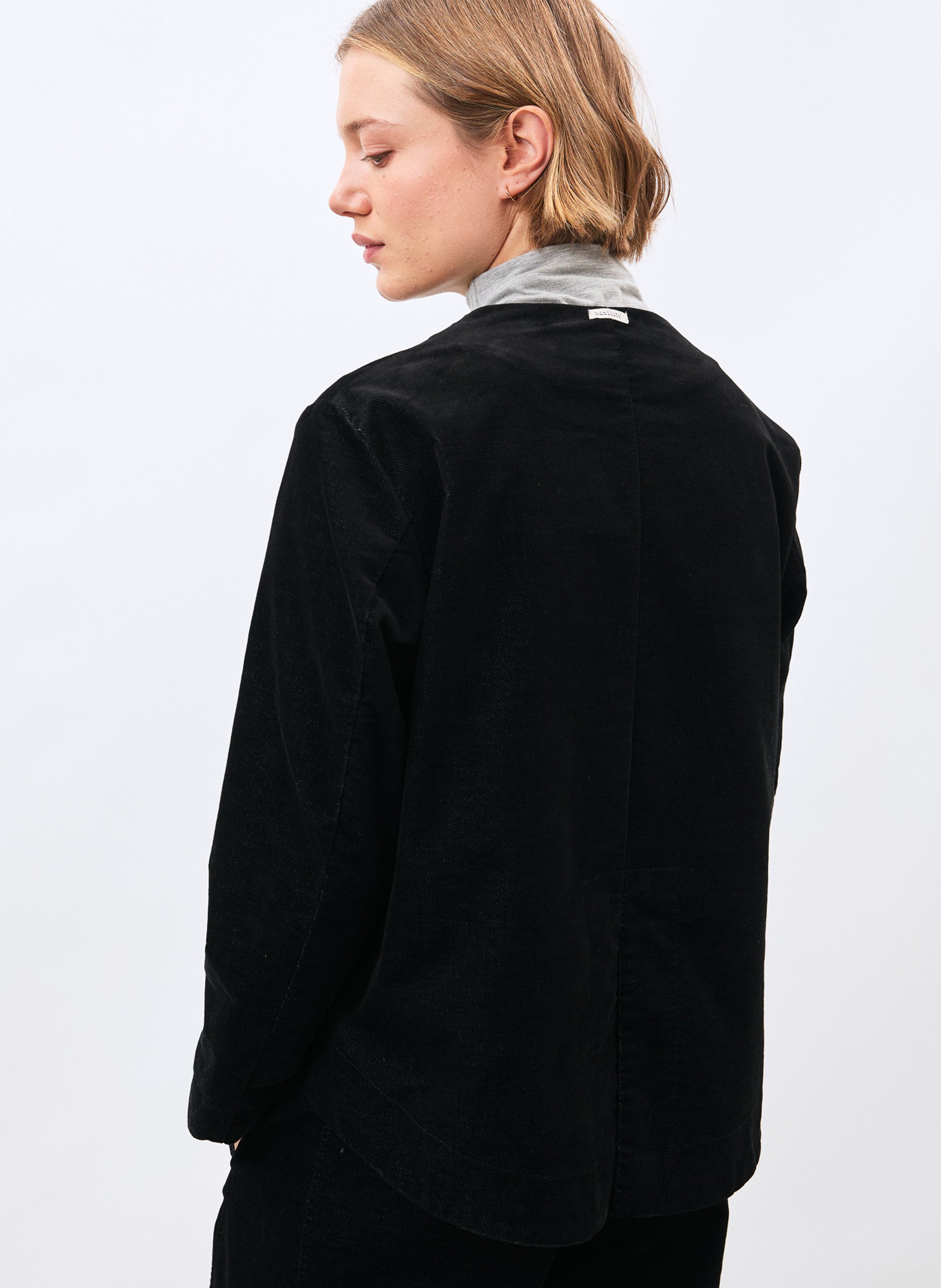 Veste droite en velours lisse HUMILITY Noir