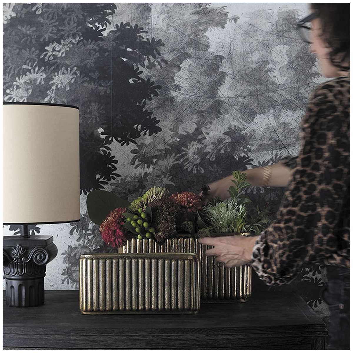 Metal vase with antique brass finish - large size BLANC D'IVOIRE Golden