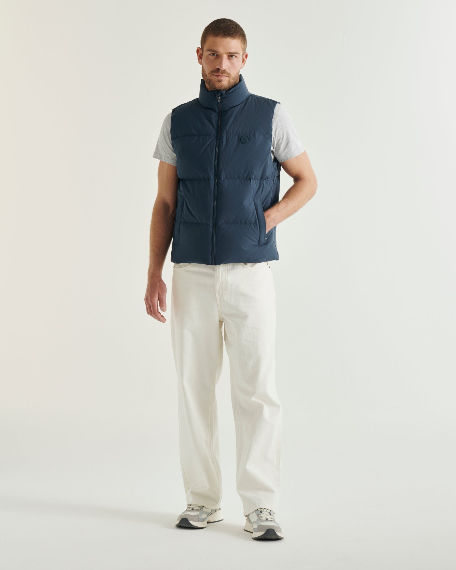 Unisex sleeveless 'puffer' vest Nagano. JOTT Blue