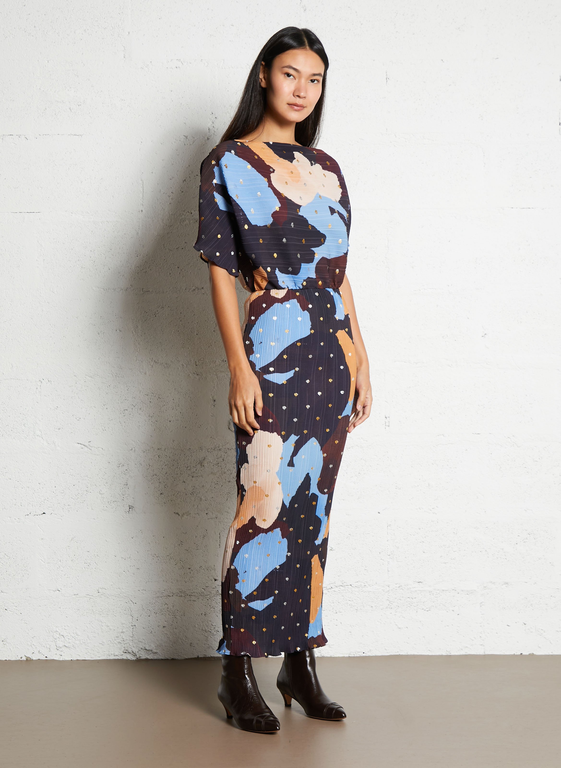 Robe longue plissée col rond  NEVER FULLY DRESSED Multicolore