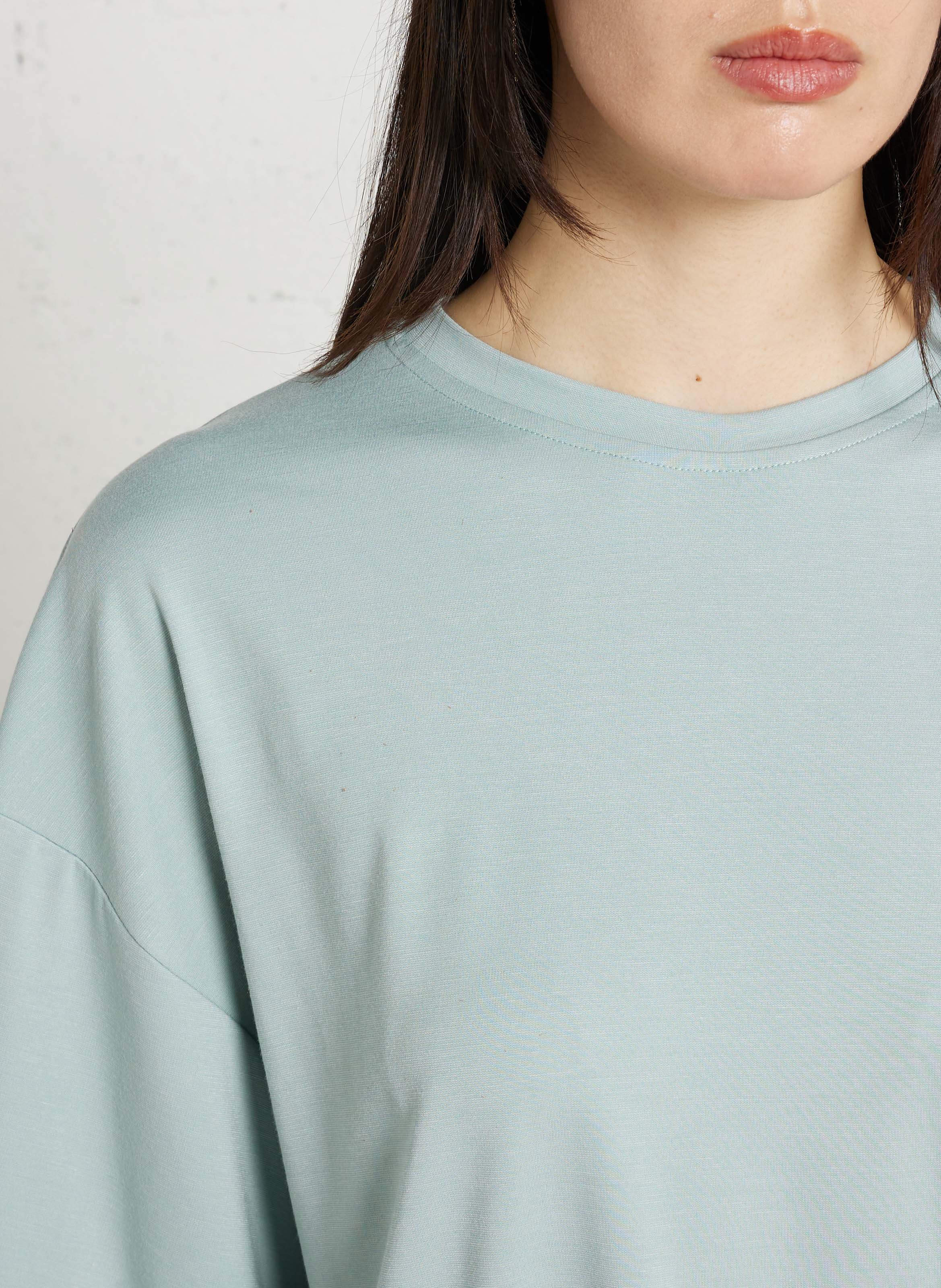 Soepelvallend T-shirt met korte mouwen in effen kleur. IMPERIAL Blauw