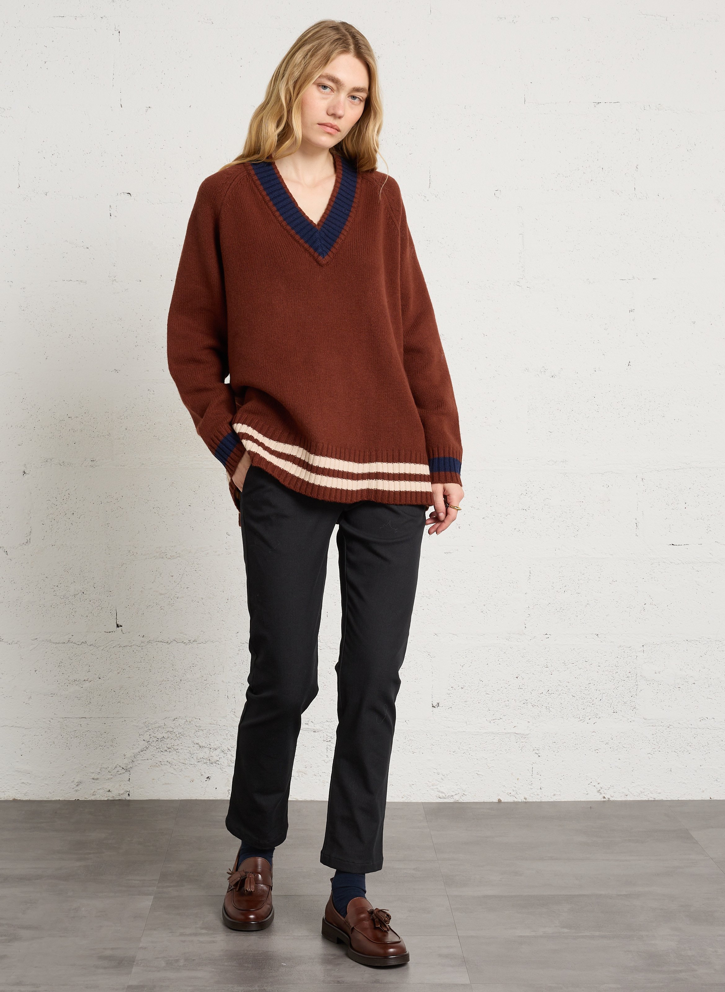 Loose-fit wool V-neck sweater BENSIMON Plums