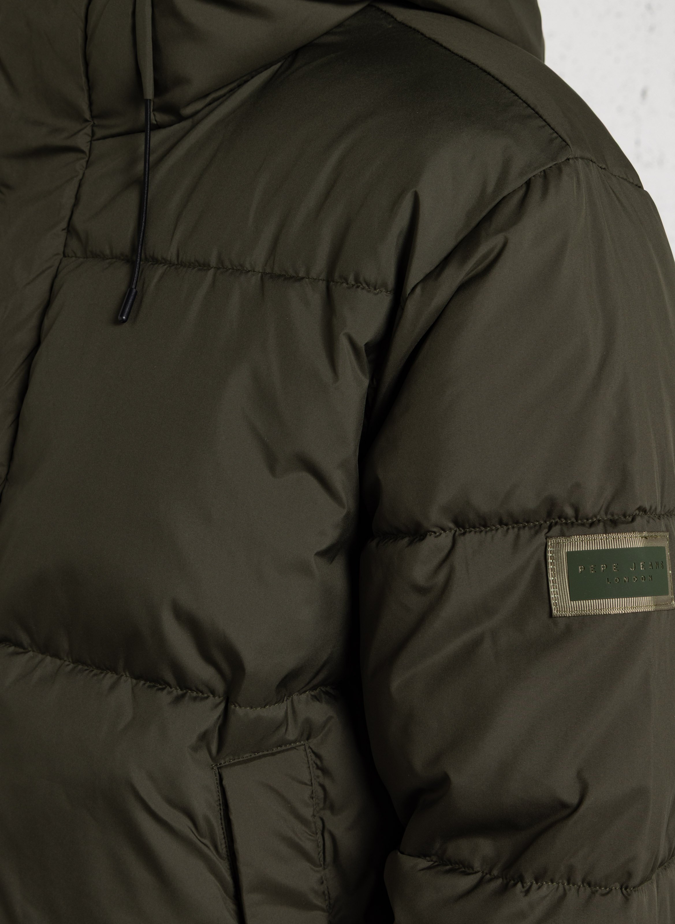 Gerade Steppjacke mit einfarbiger Kapuze PEPE JEANS Grun
