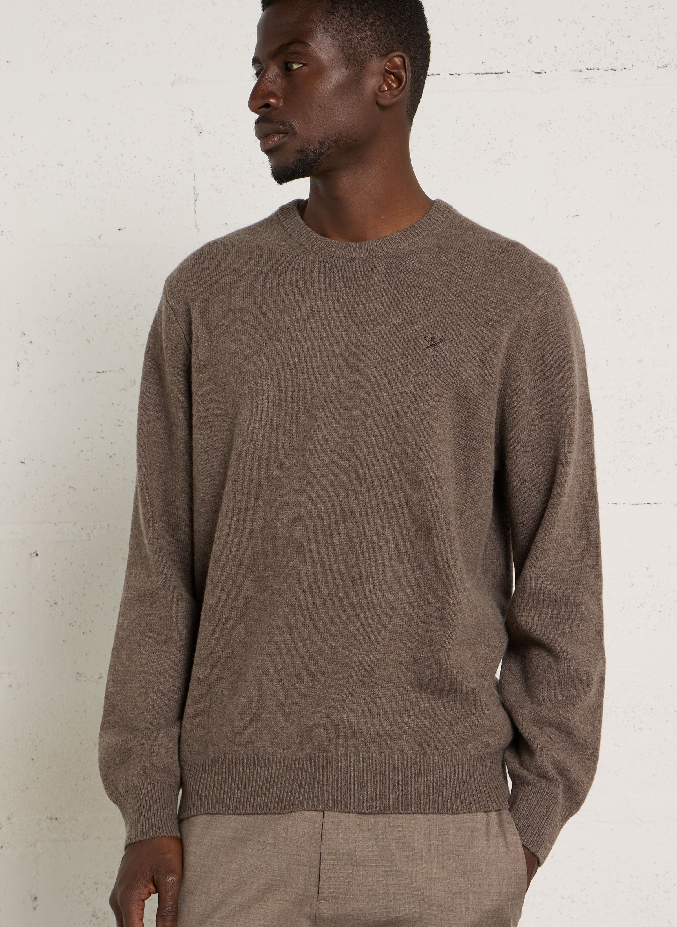 Pull droit col rond brodé en laine HACKETT Beige
