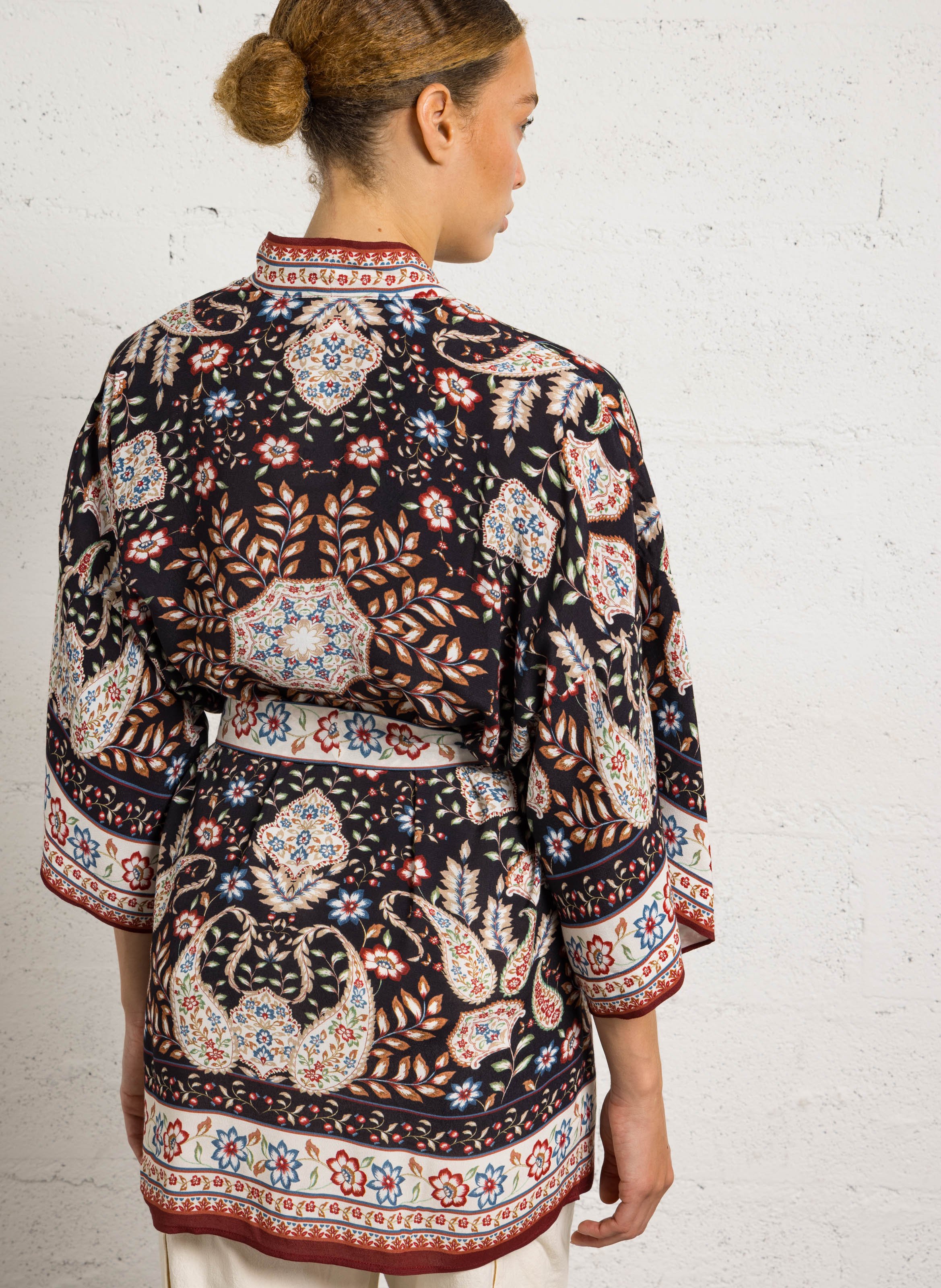 Bedruckte Kimonojacke Schwarz