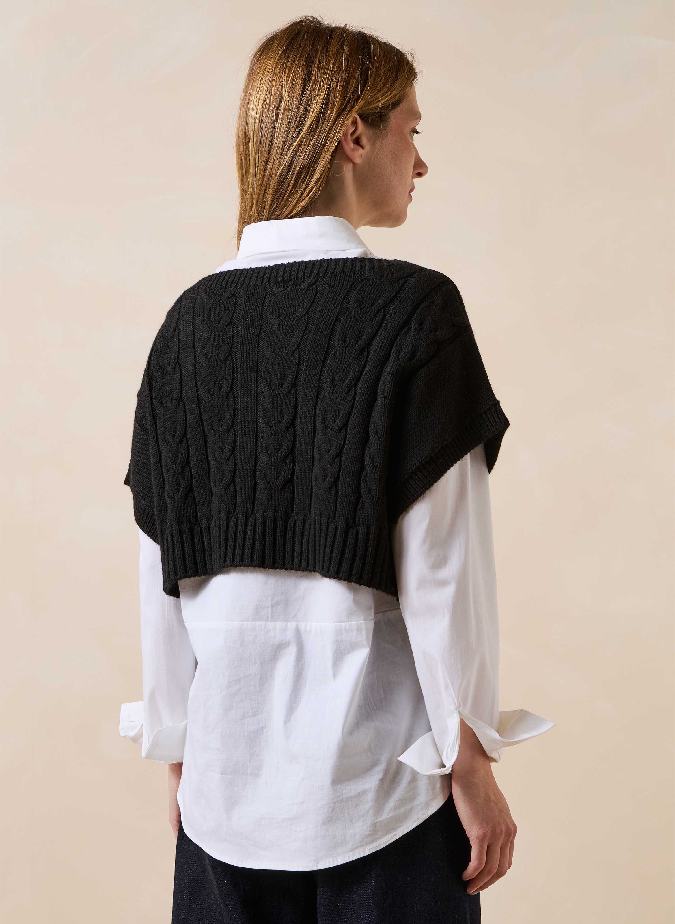Pull court et ample en maille LA FEE MARABOUTEE Noir