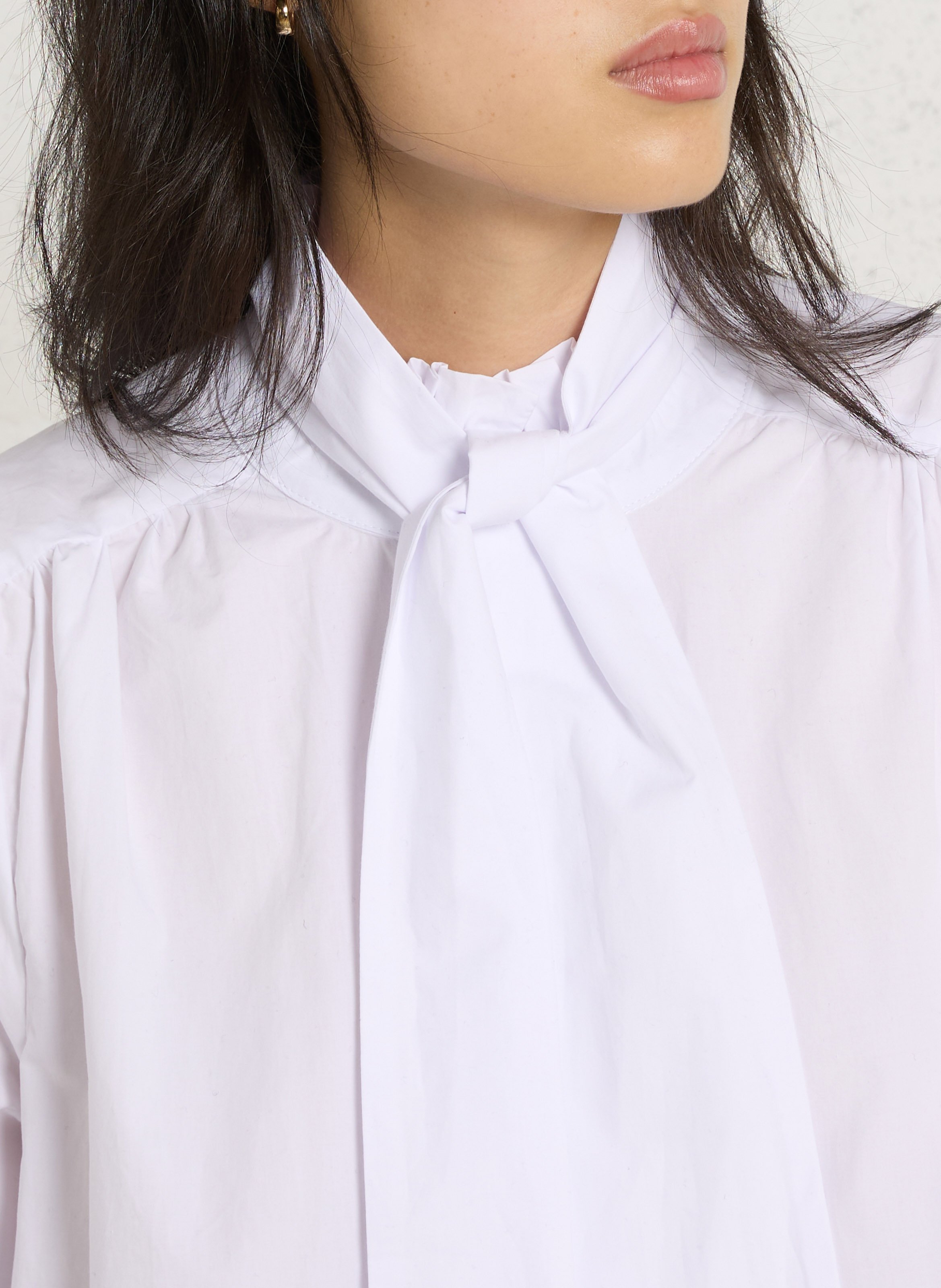 Loose-fitting cotton shirt with a tie SUD EXPRESS White