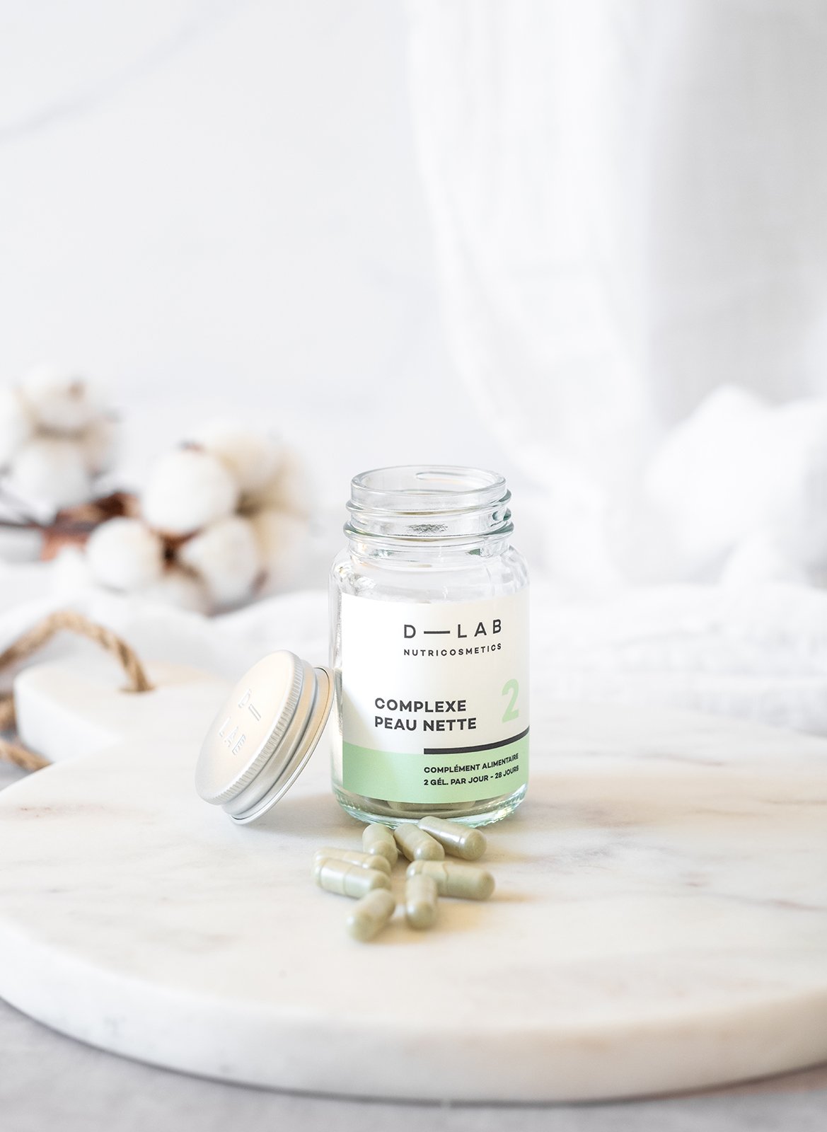 Complexe Huid Zuiver
Zuivert en egaliseert de huid D-LAB NUTRICOSMETICS No color