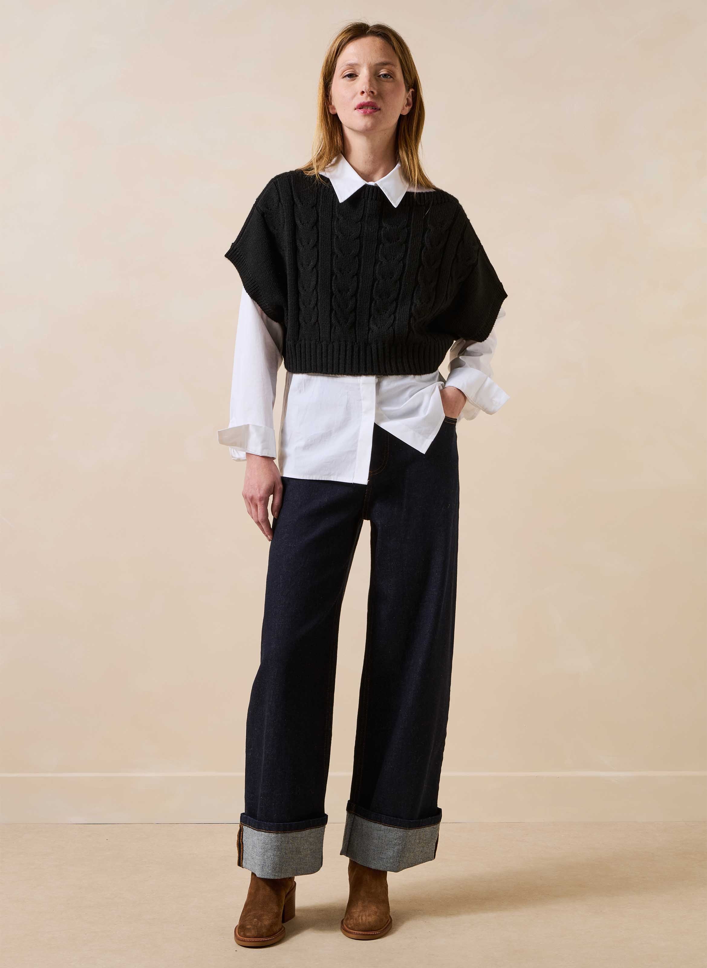 Pull court et ample en maille LA FEE MARABOUTEE Noir